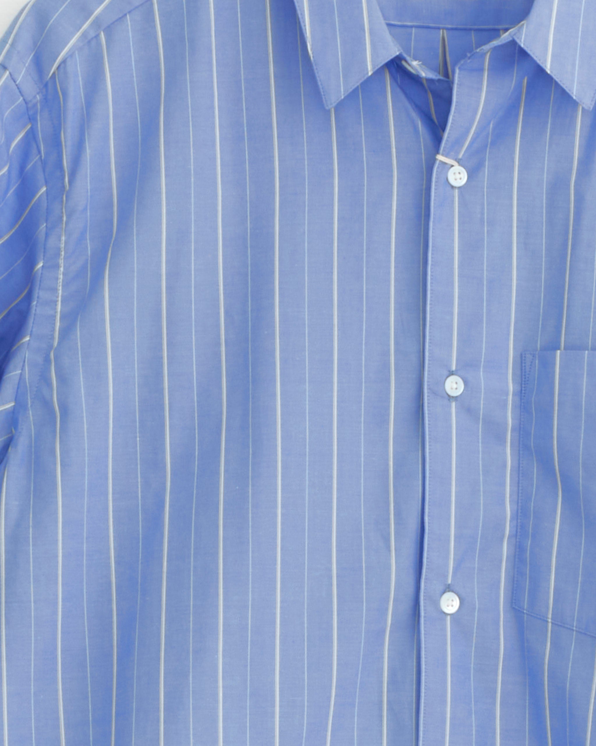 Regular Collar Shirt in Blue Stripe