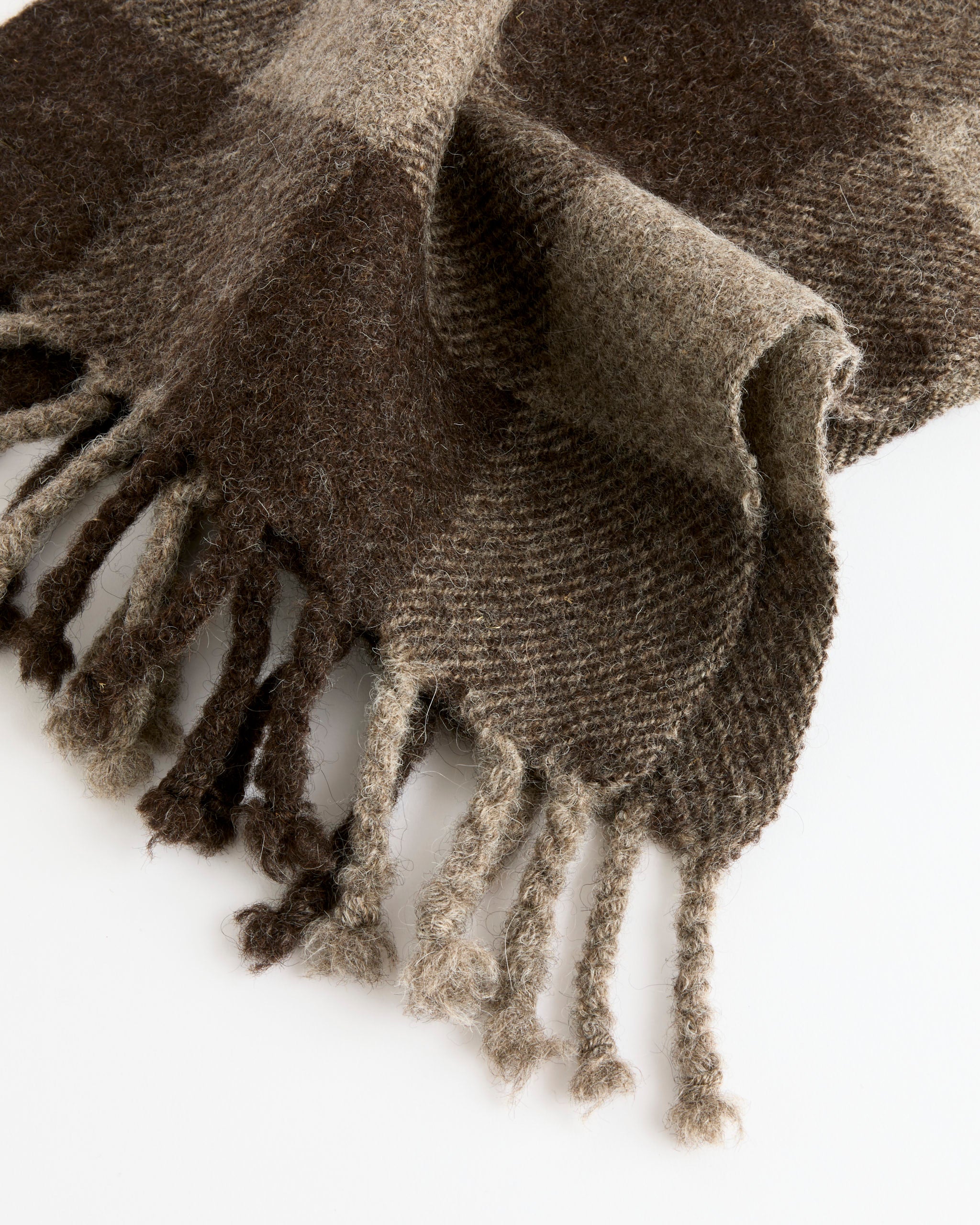 Dana Lee Brown Felted Blanket Scarf Broad Check Sheep's Black - Sheep's Black / OS (281616)