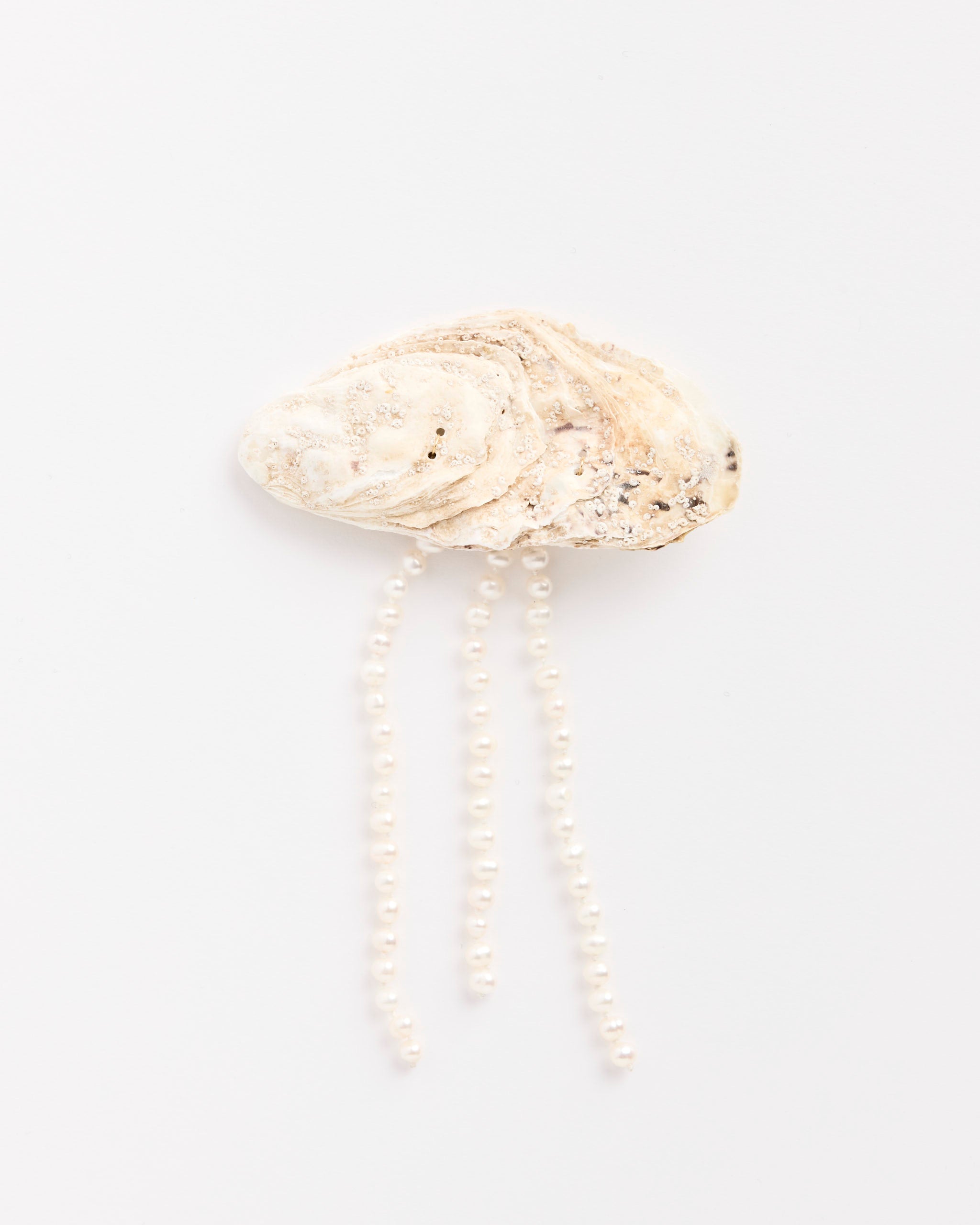 Mosquito Pearly Hair Clip - Default Title (281862)