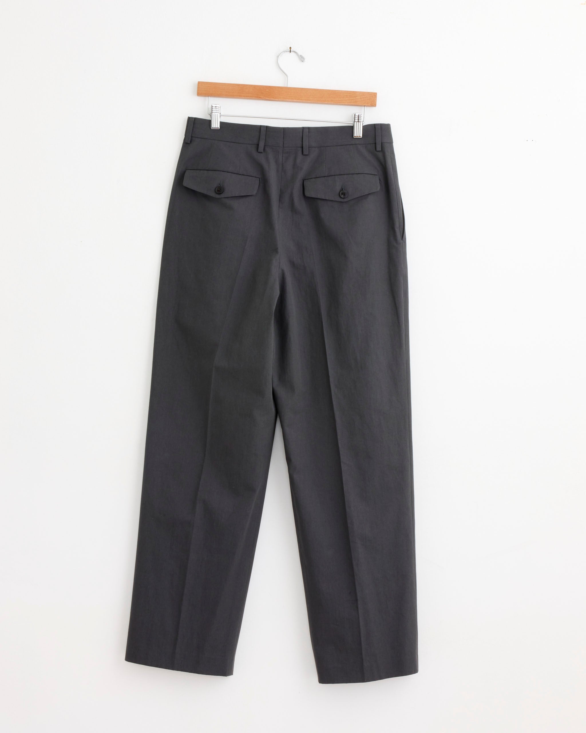Tailored Pant in Dark Grey