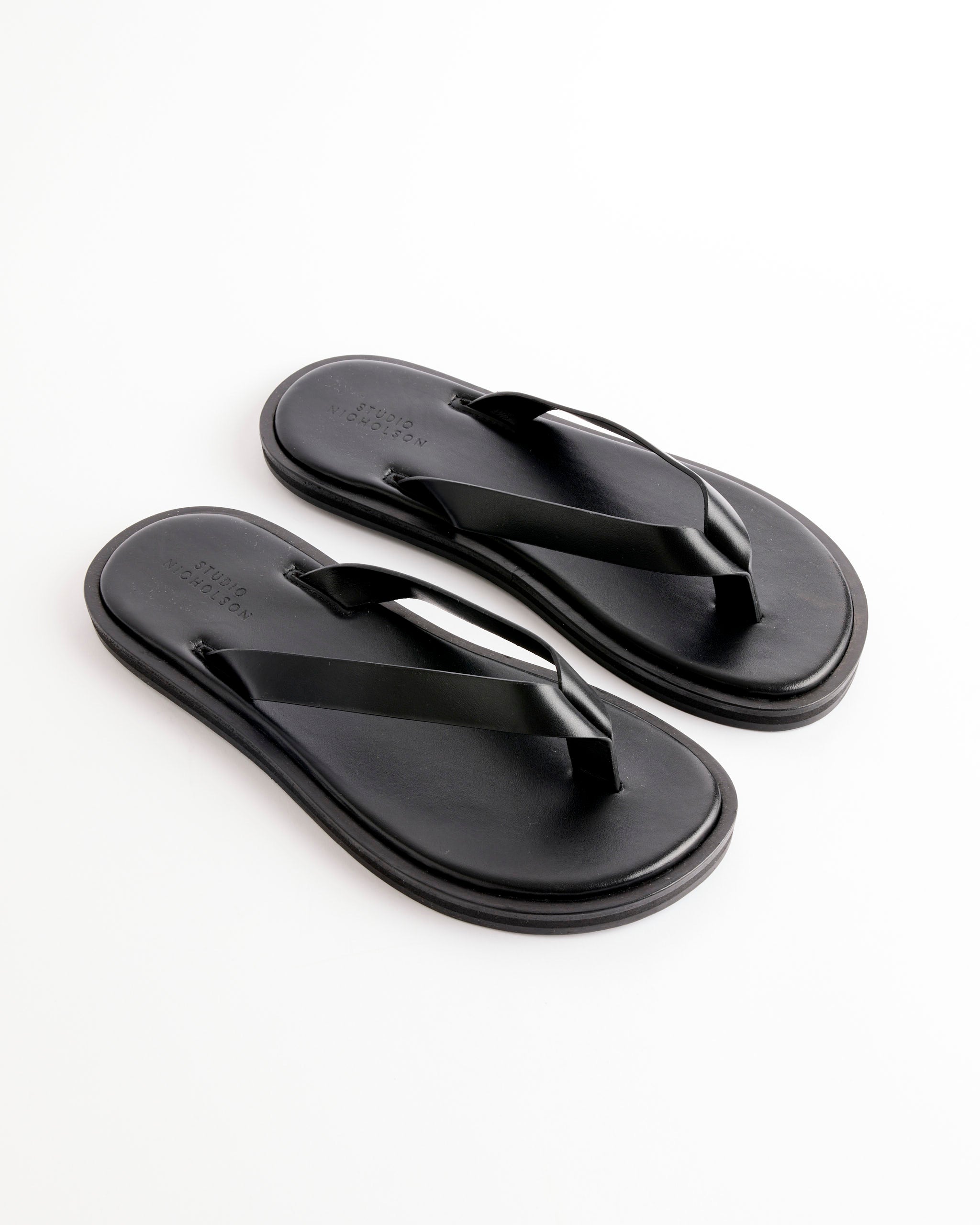 Curren Thong Sandal in Black