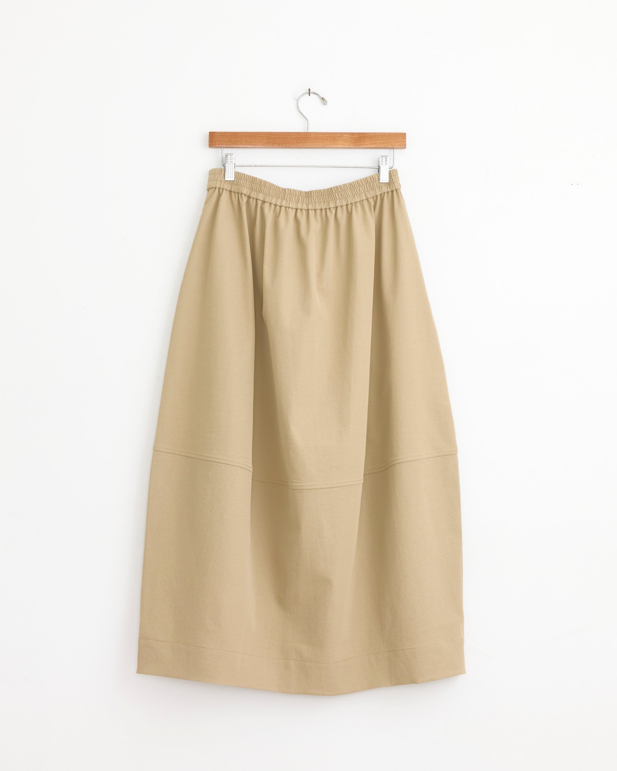 Balloon Midi Skirt in Beige