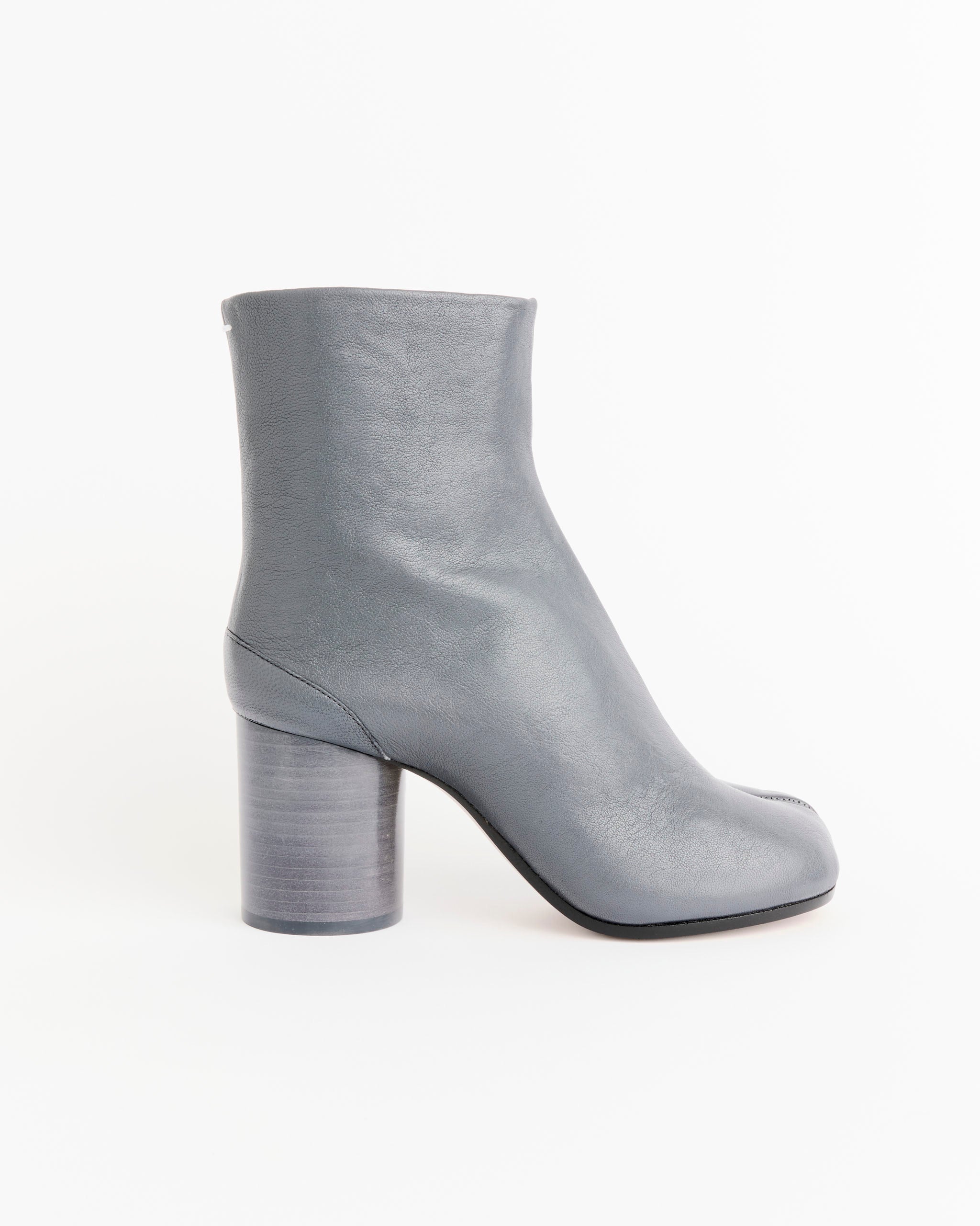 Maison Margiela Tabi Ankle Boots H80 - Grey / 37 (284392)