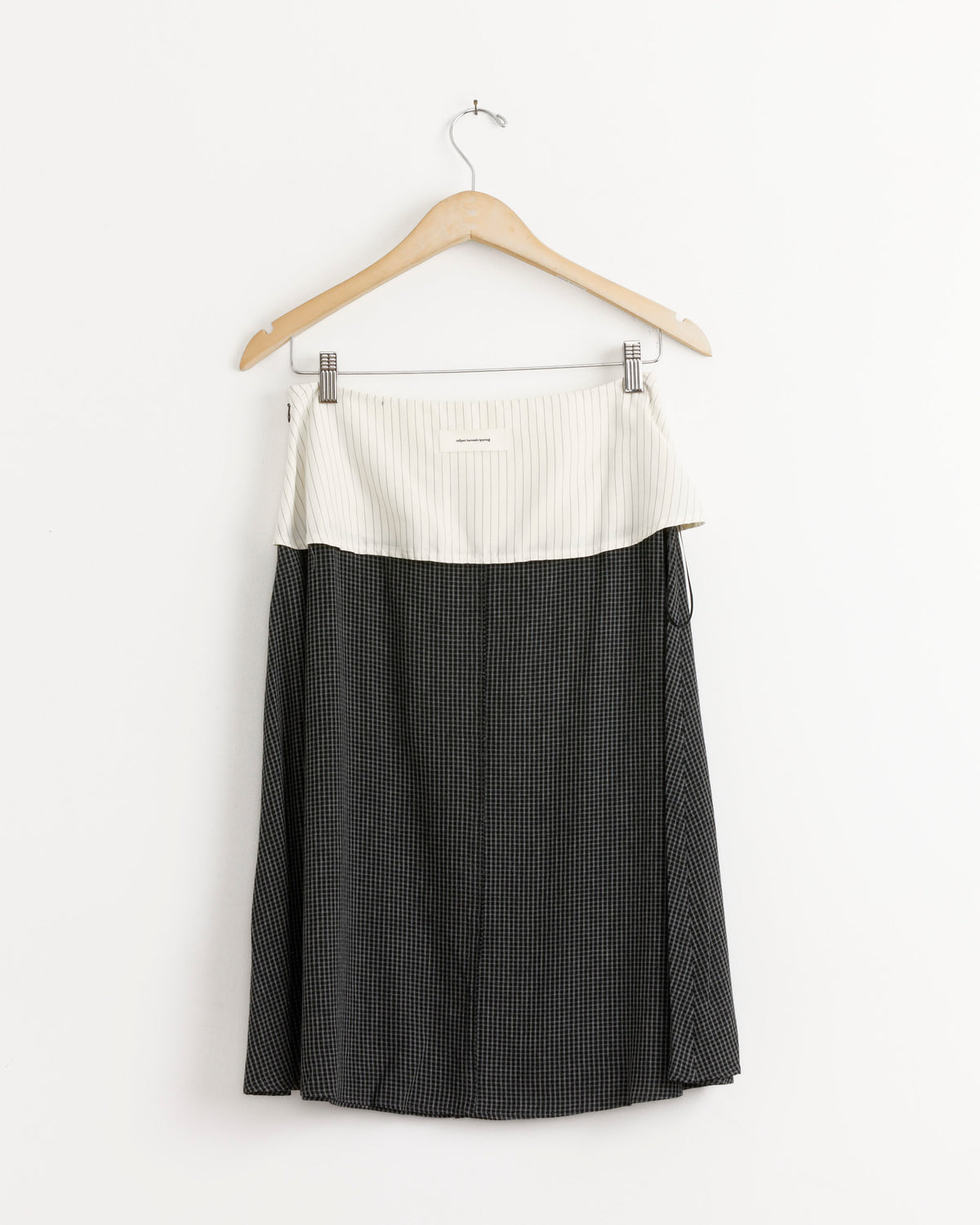 Committee Skirt in Dark Grey Check - Dark Grey Check / S (284810)