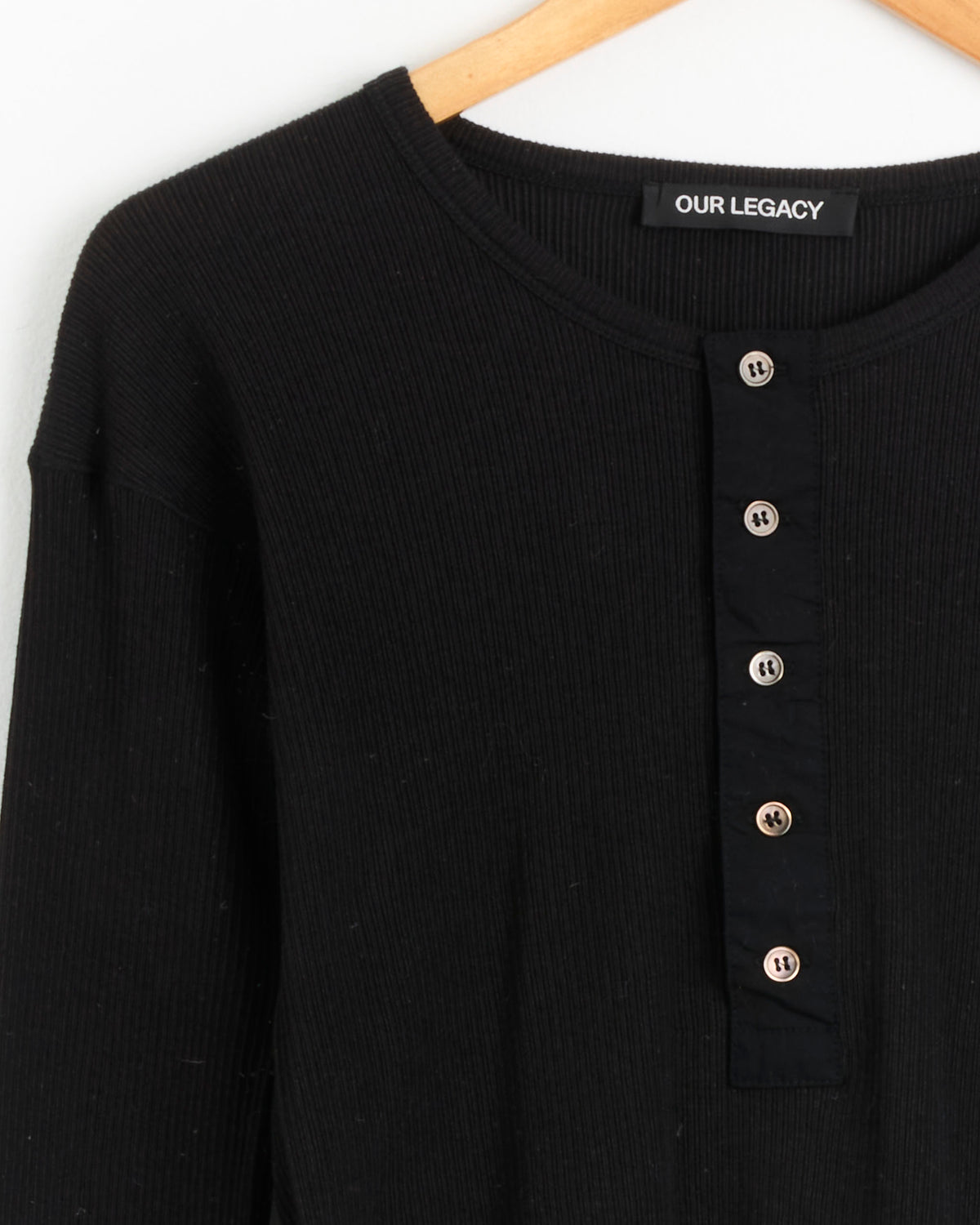 Our Legacy Gentle L/S Henley - Charred Shade / DK34 (284959)