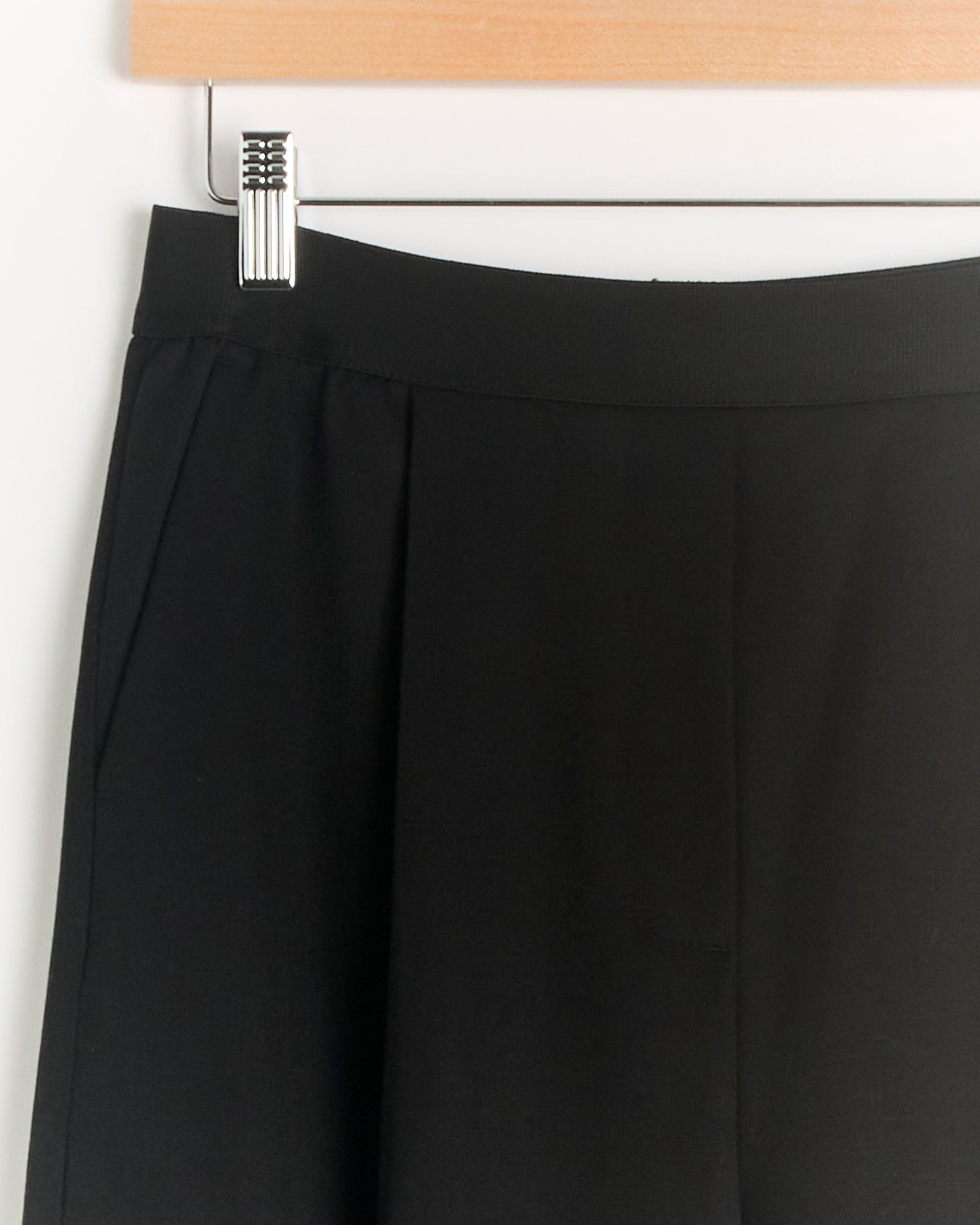 Norm Trouser in Coarse Black - Coarse Black / DK36 (284963)