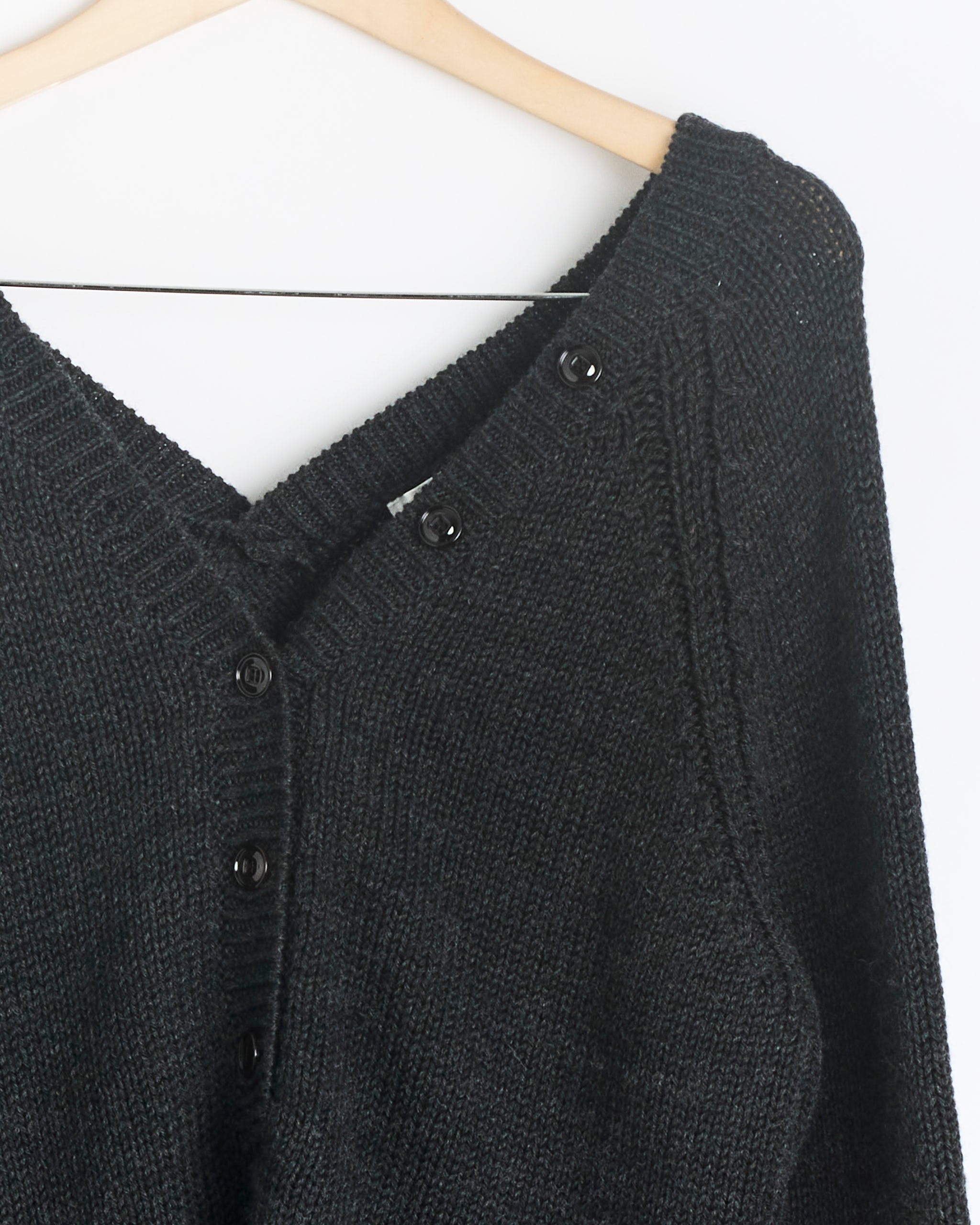 Country Henley in Charcoal - Charcoal / DK36 (284967)