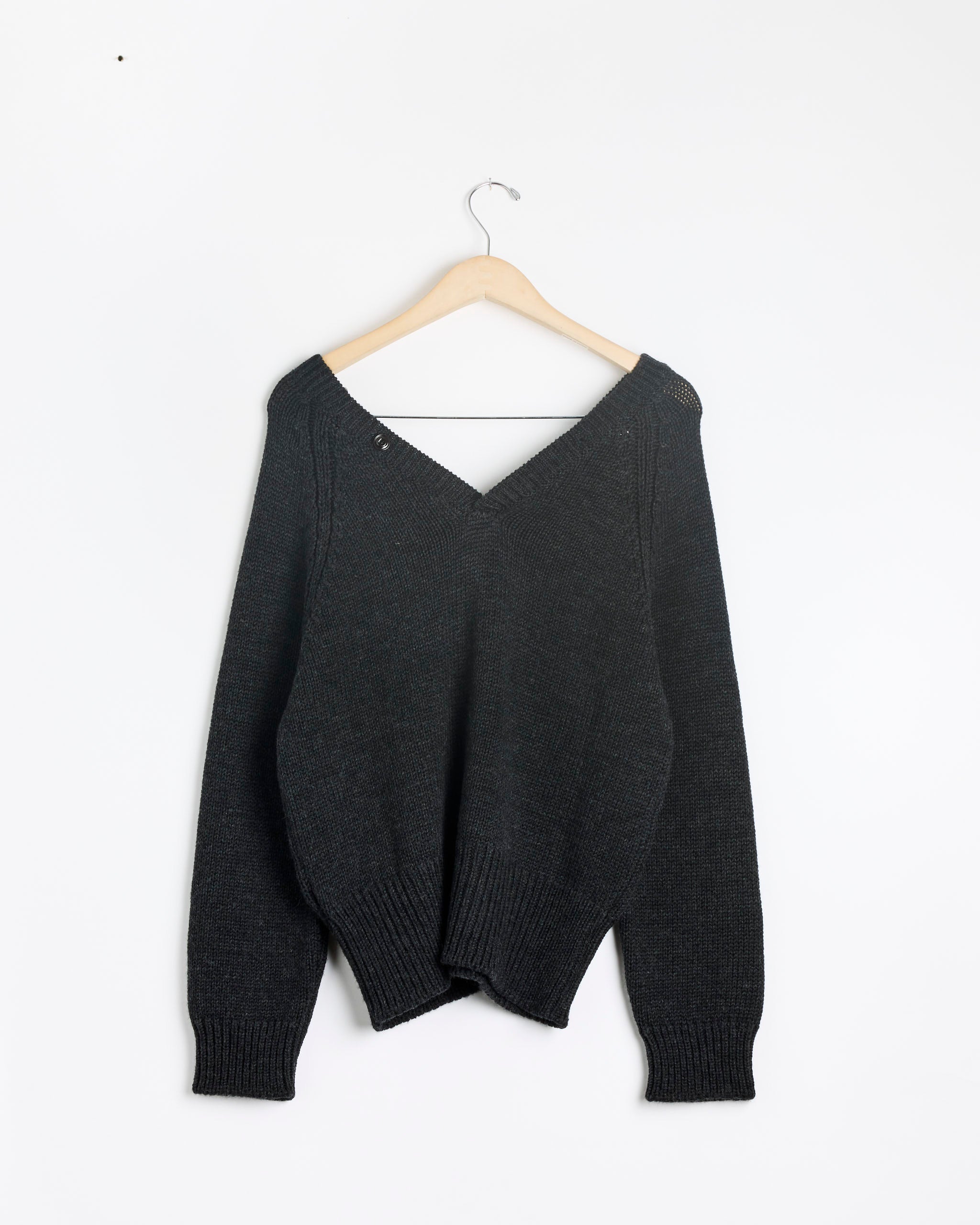 Country Henley in Charcoal - Charcoal / DK36 (284967)