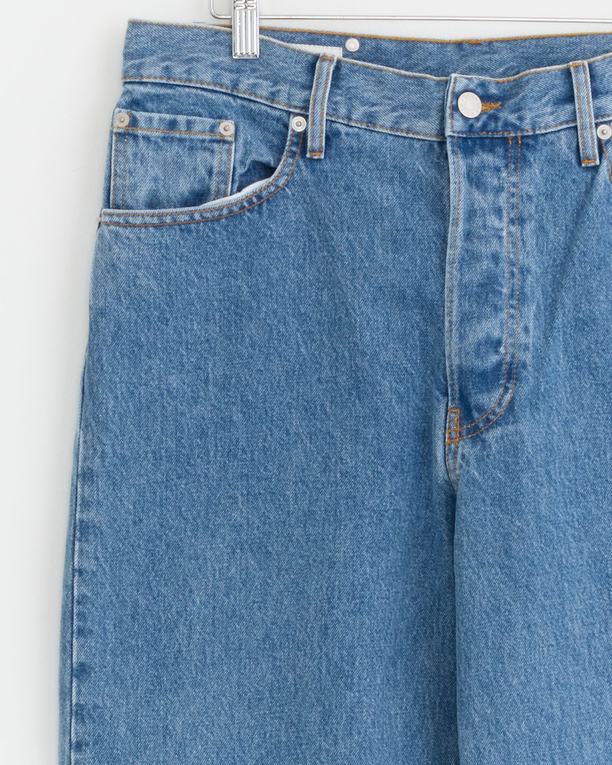 Pant in Light Blue