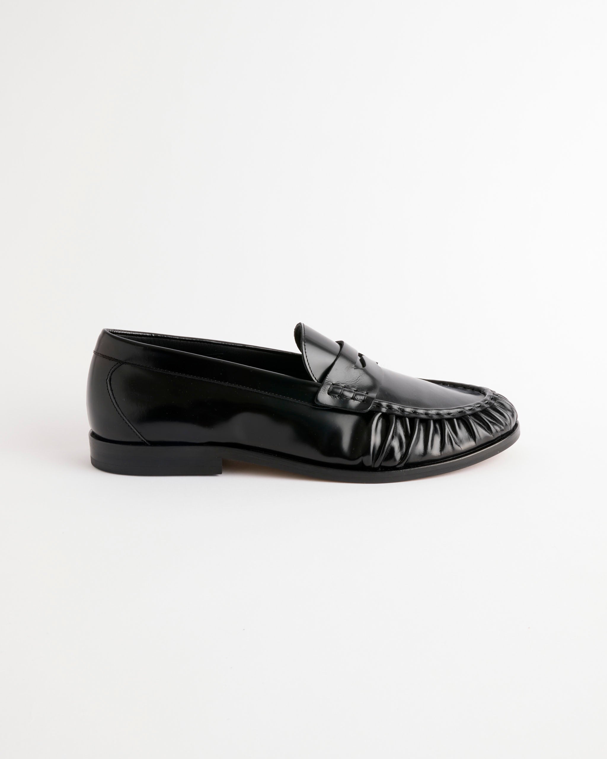 Vinny's Louee Vale Polido Leather Loafer - Black / 44 (285692)
