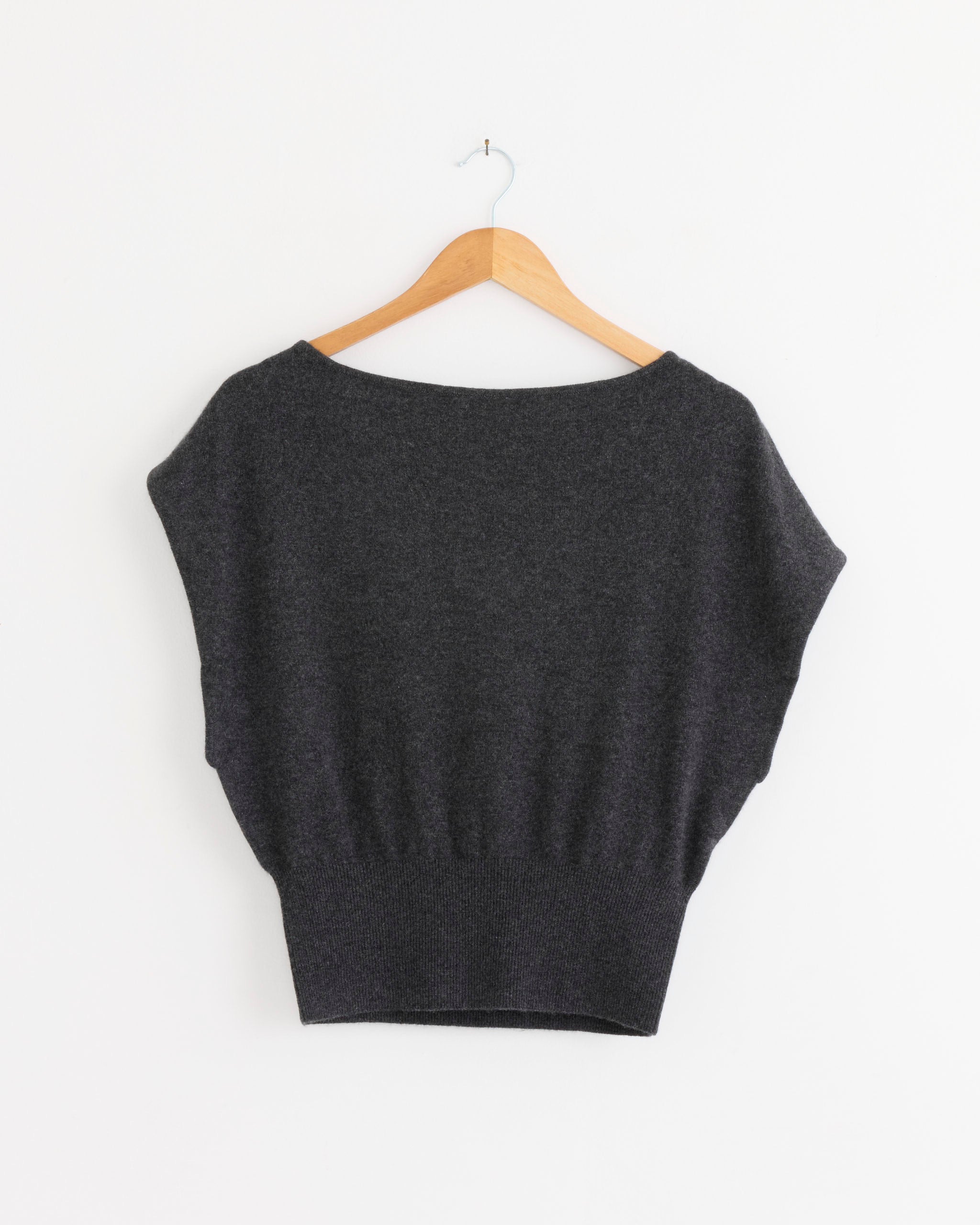 ST. AGNI Cashmere Asymm Top - Charcoal Melange / S (285975)