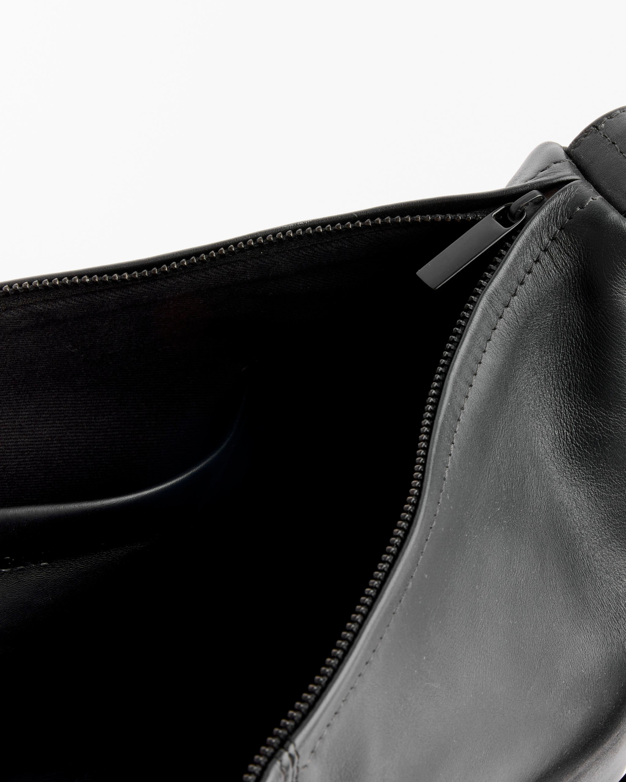 ST. AGNI Utility Crescent Bag - Black - OS - Default Title (286011)