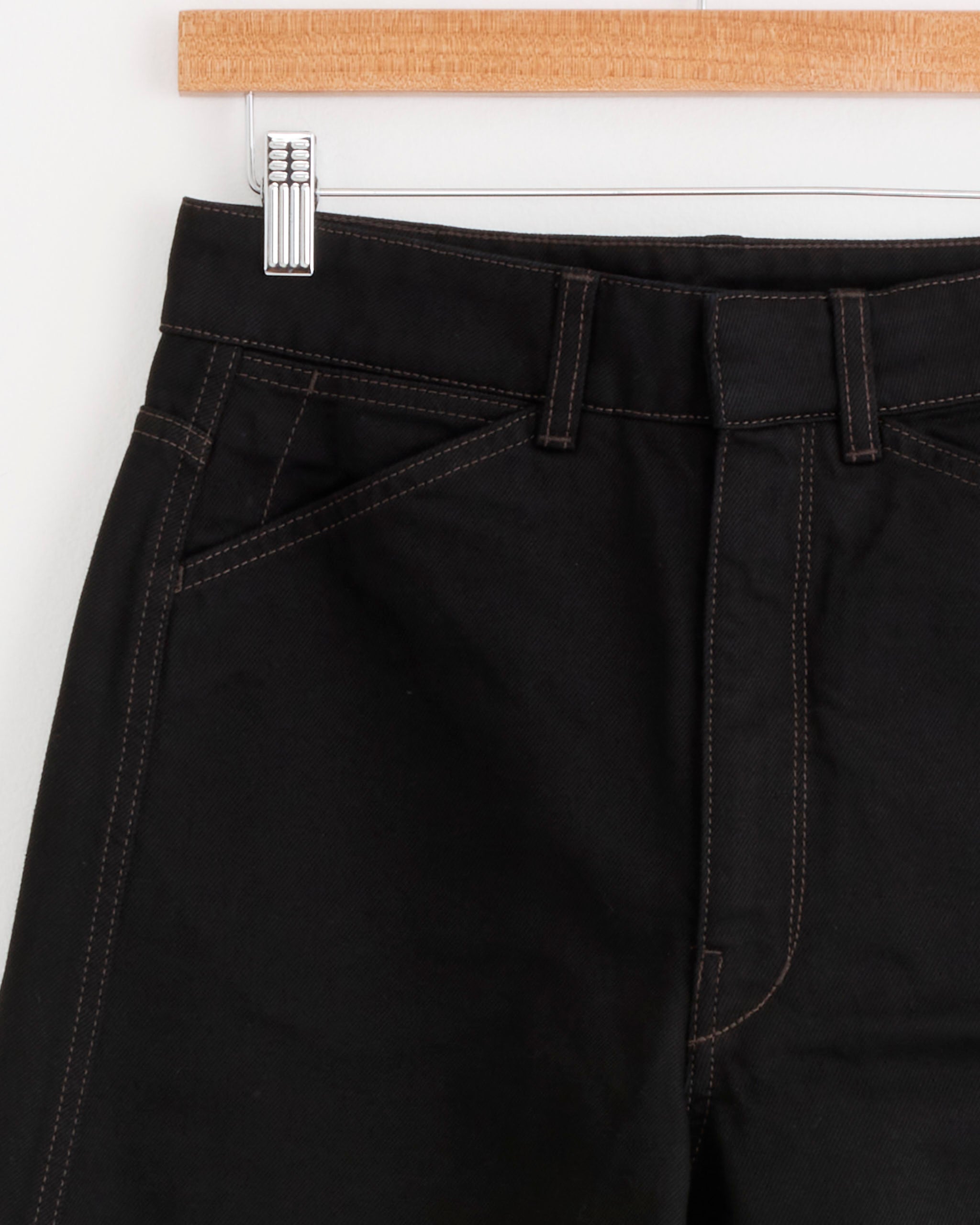 High Waisted Curved Pant in Black - Black / FR36 (286544)