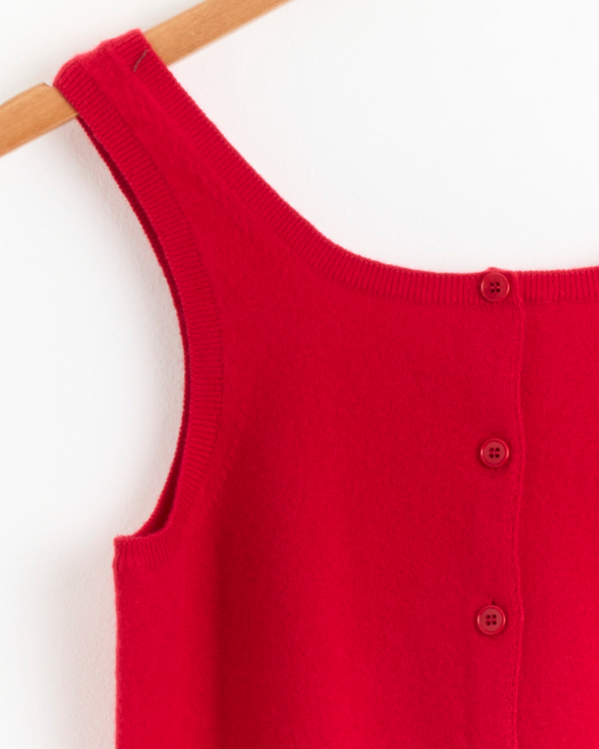 Amomento Cashmere Button Up U-Neck Vest - Red / 1 (287196)