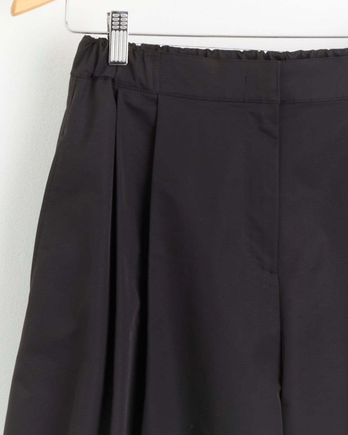Amomento Two Tuck Balloon Pant - Charcoal / 1 (287205)