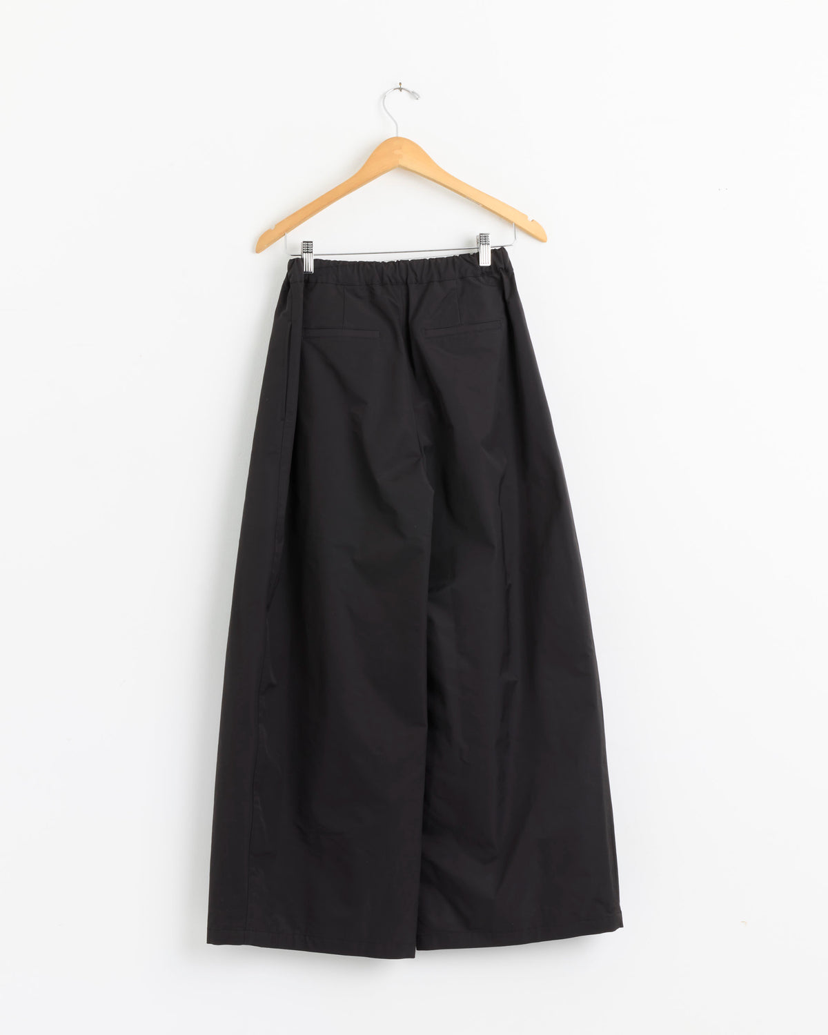 Amomento Two Tuck Balloon Pant - Charcoal / 1 (287205)
