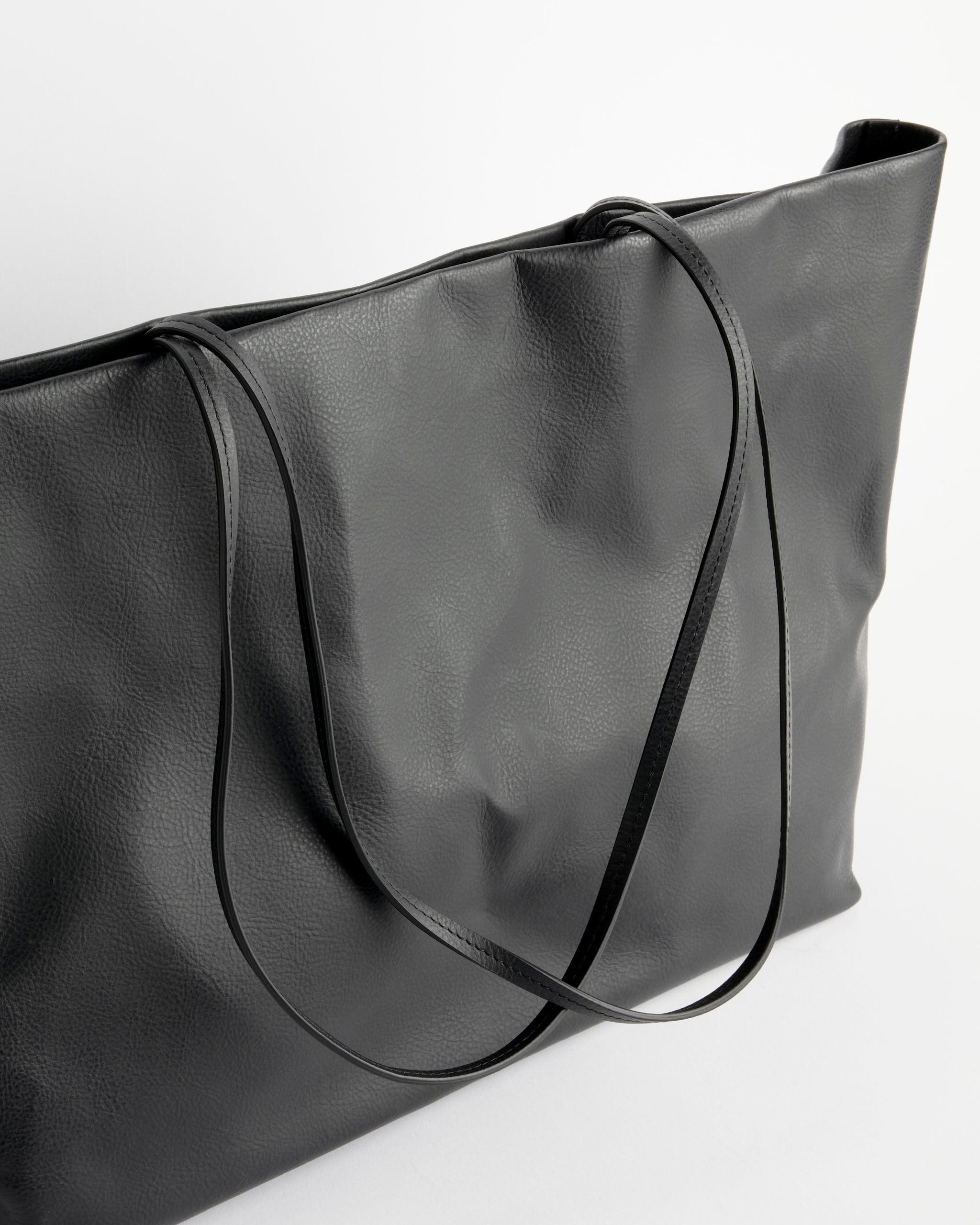 Amomento Large Tote Bag - Black / OS (287207)