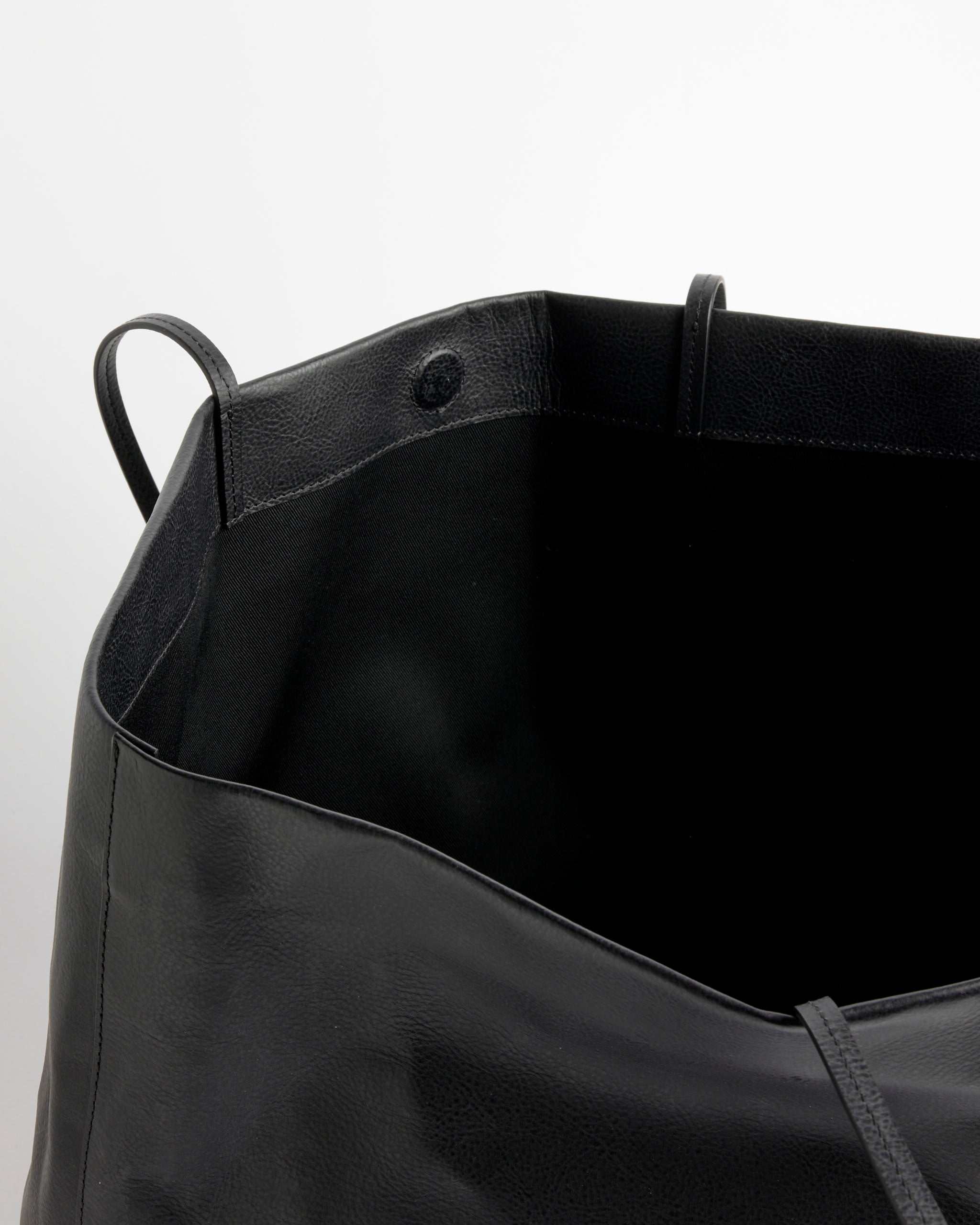 Amomento Large Tote Bag - Black / OS (287207)