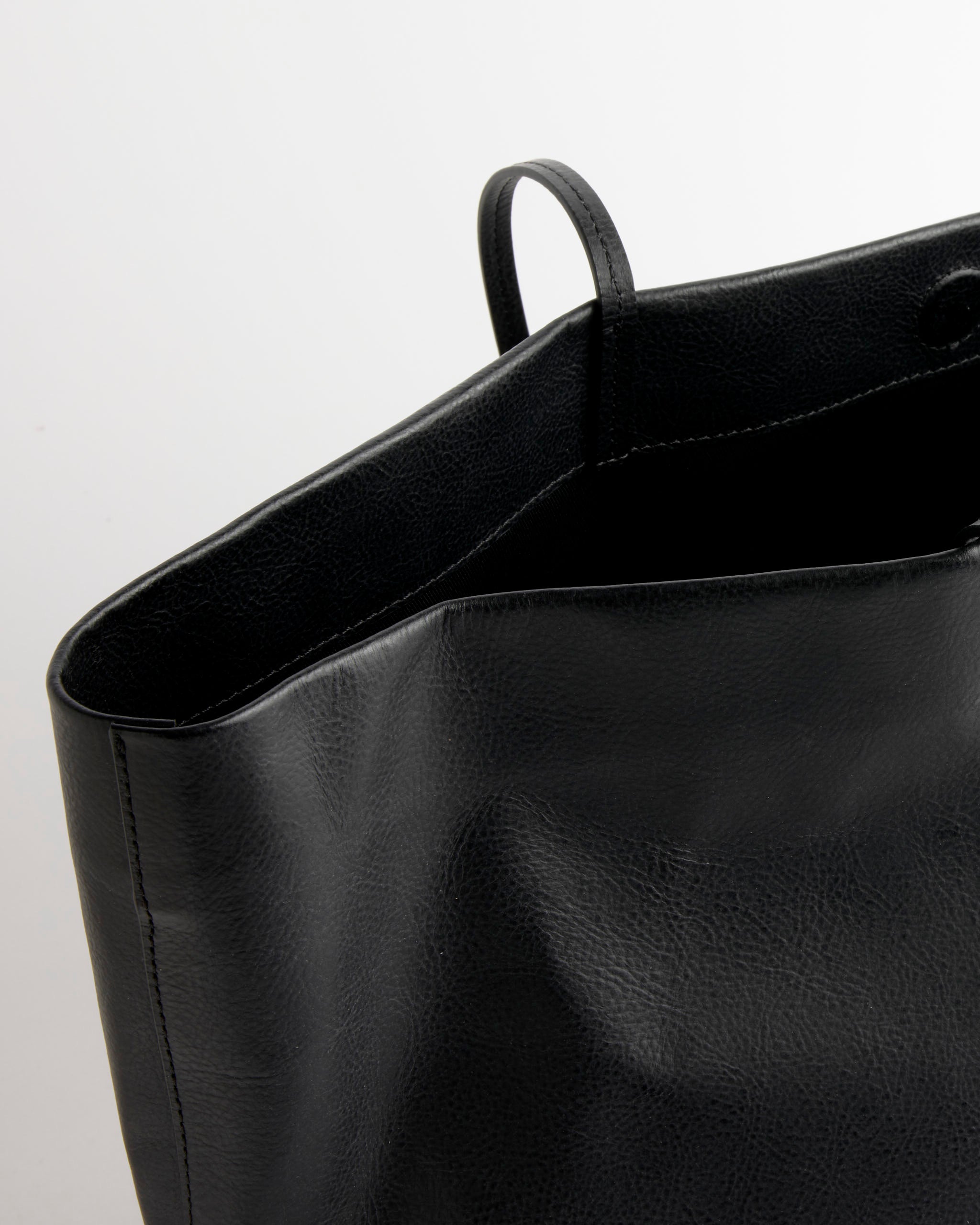 Amomento Large Tote Bag - Black / OS (287207)