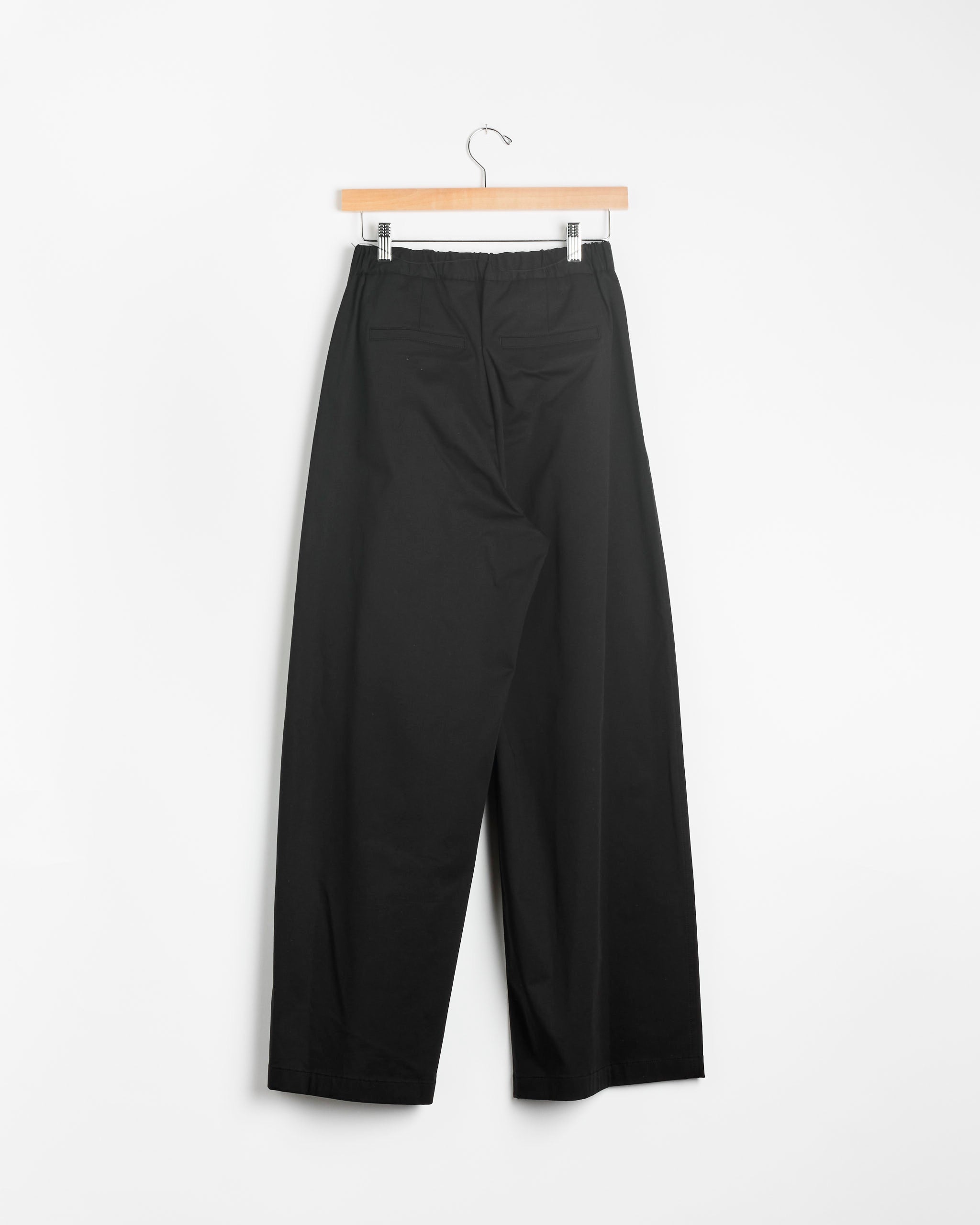Amomento Two Tuck Wide Banding Pant - Black / 0 (287232)
