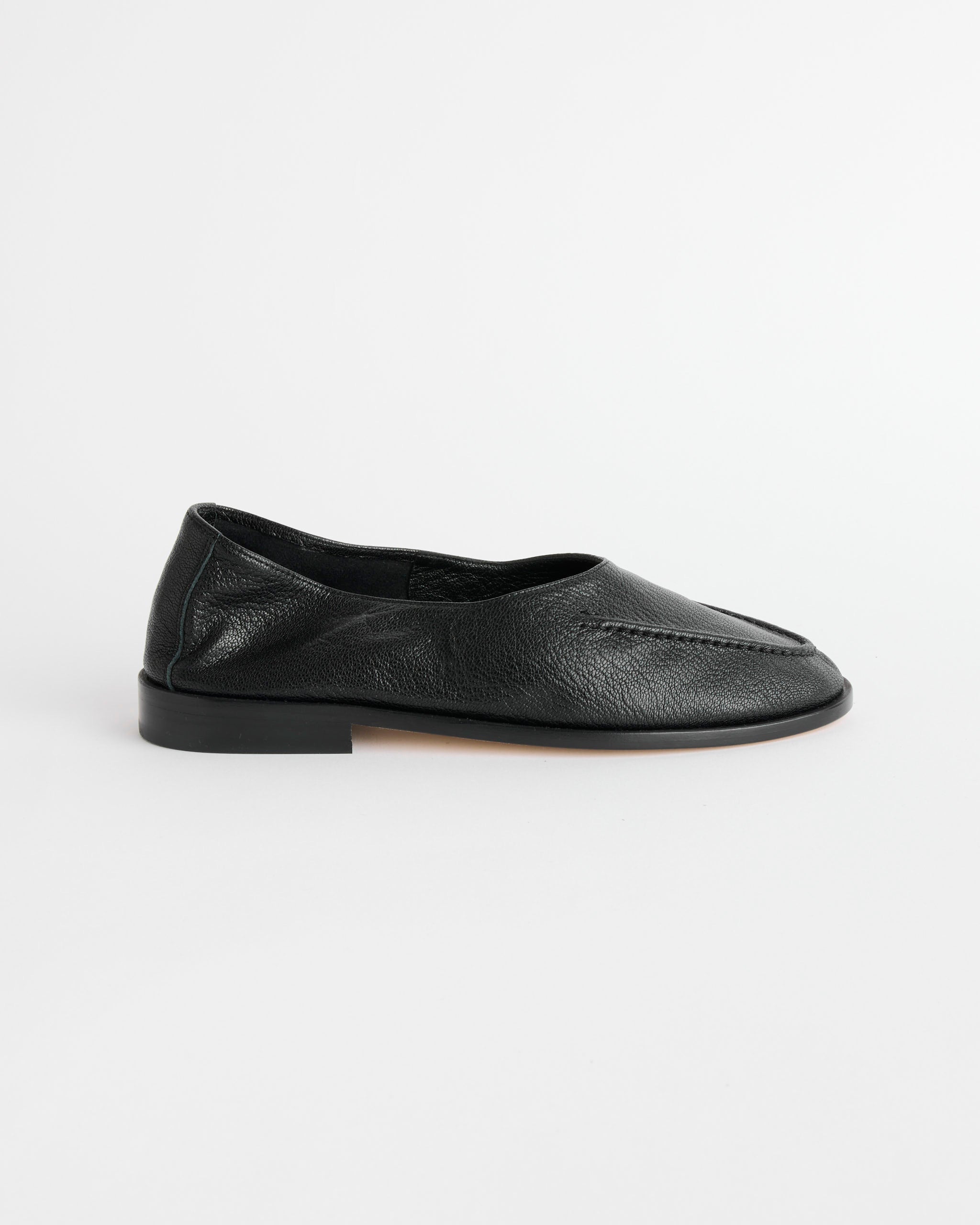Hereu Juliol Supple Shiny Loafer - Black / 38 (287507)
