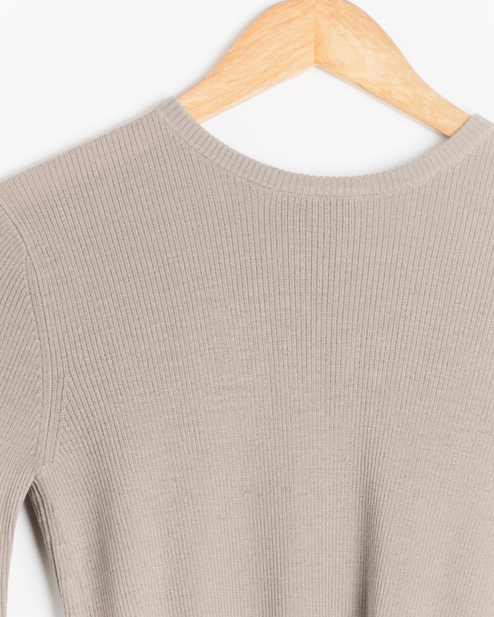Feather Weight Sweater in Clay - Clay / S (287900)