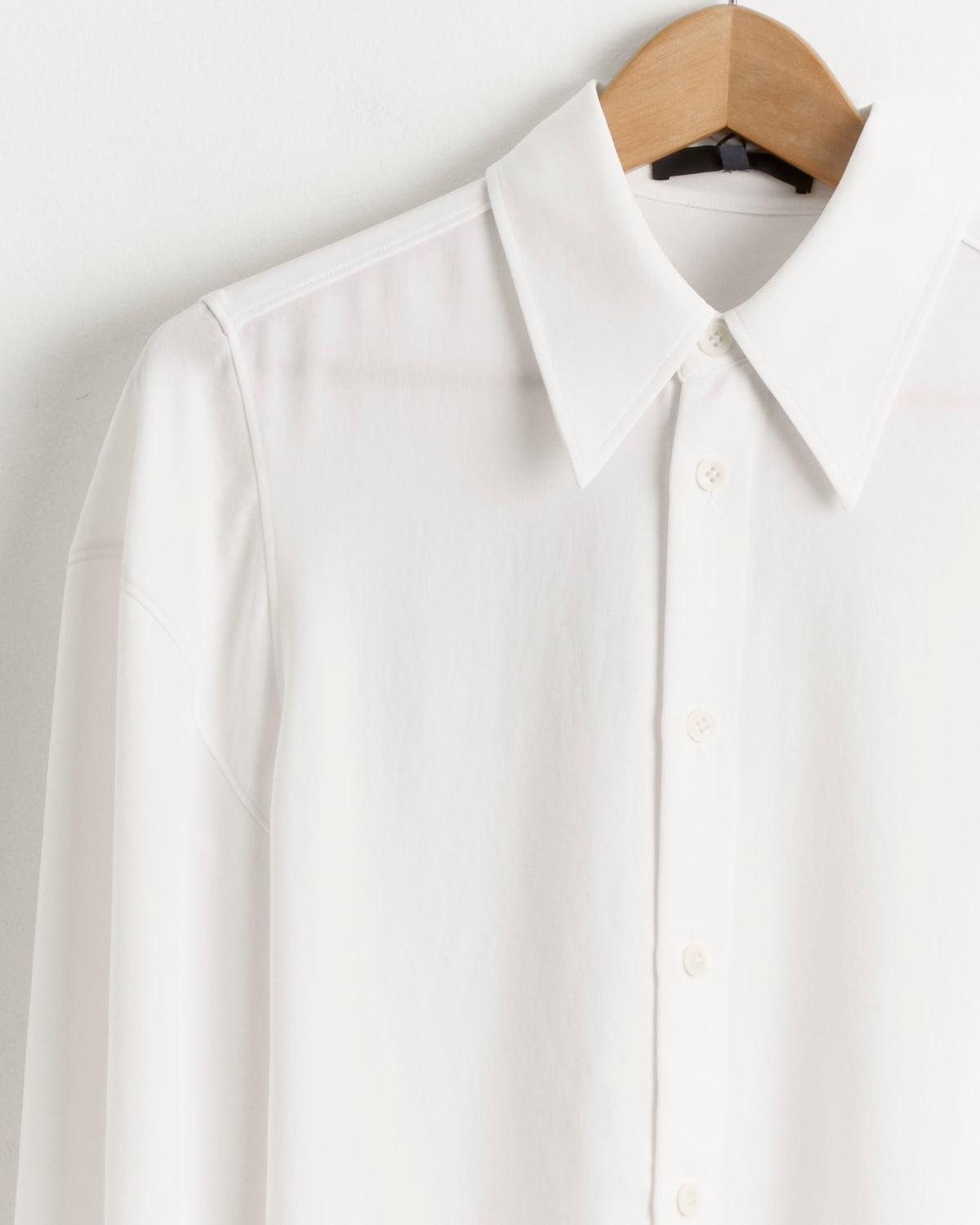 Soft Drape Hinged Shirt in Ivory - Ivory / XS (287975)
