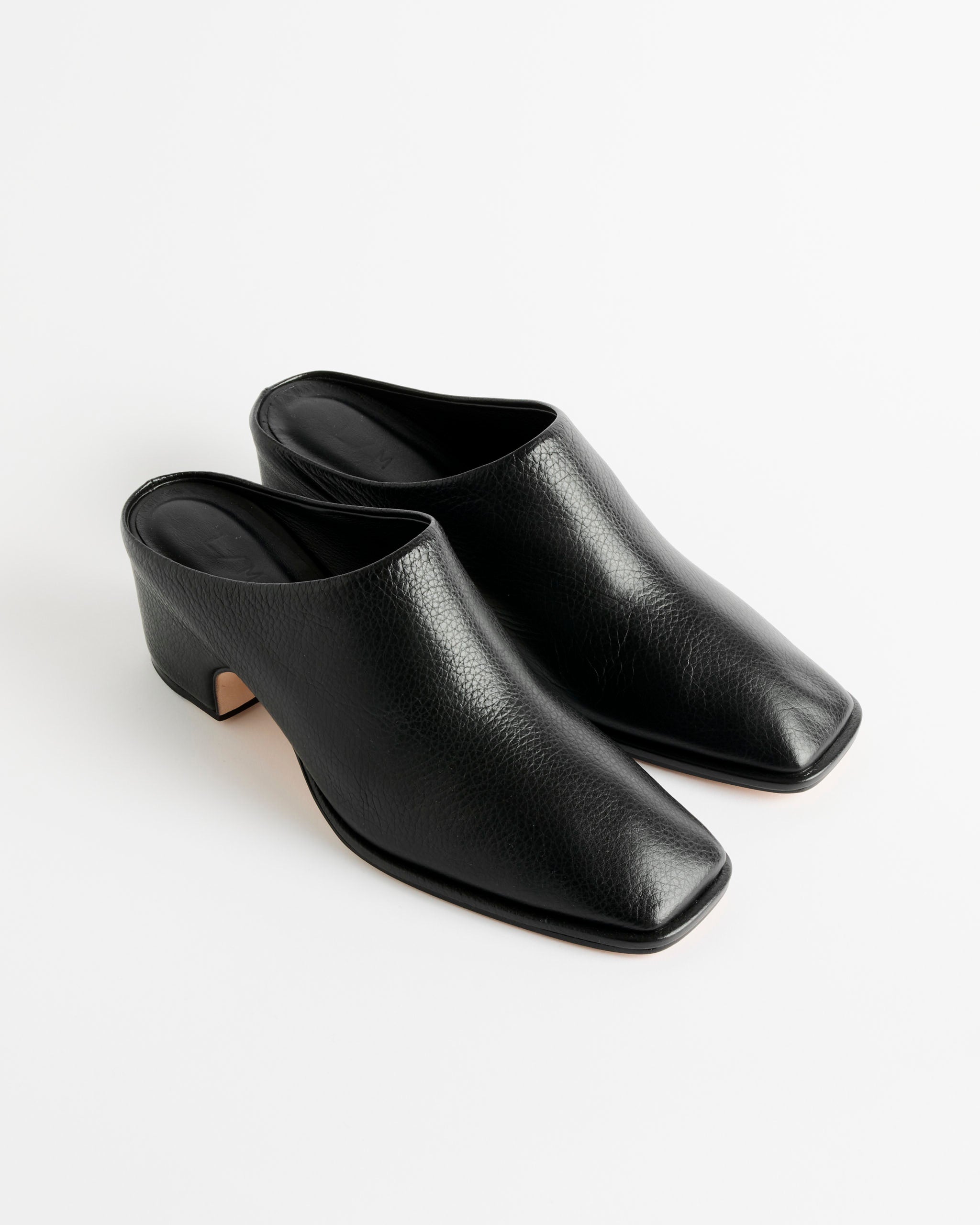 Square Arch Mule in Black