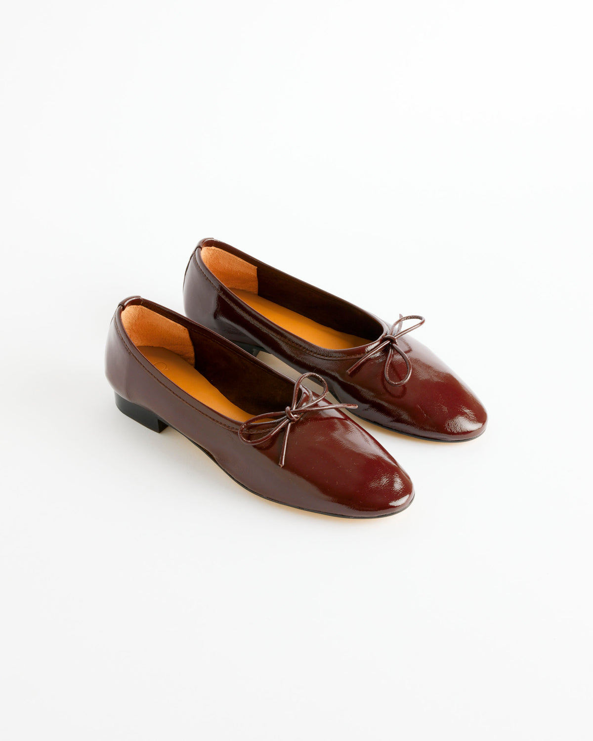 LOQ Valentina Patent Glove Flat - Cherrywood / 37 (288457)