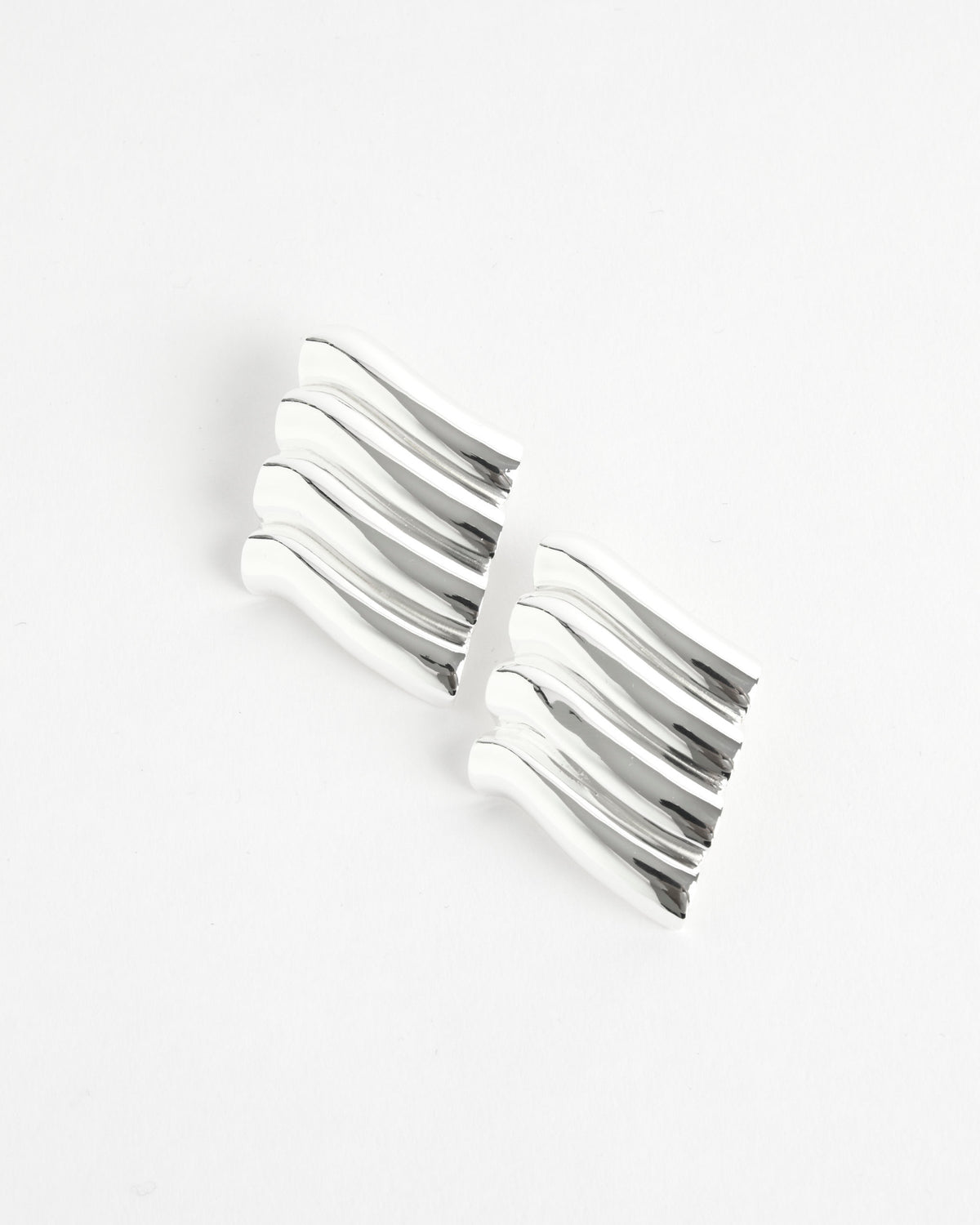 NOMIA Ribbed Shield Earring - SS/Antique Silver - OS - Default Title (288720)