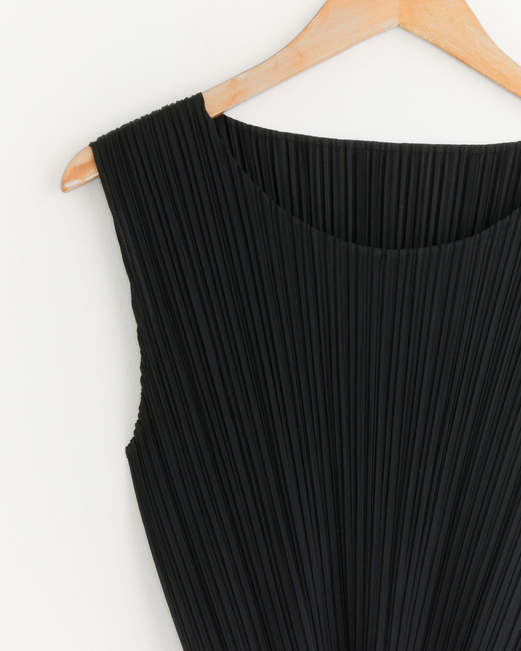 MC July Top in Black