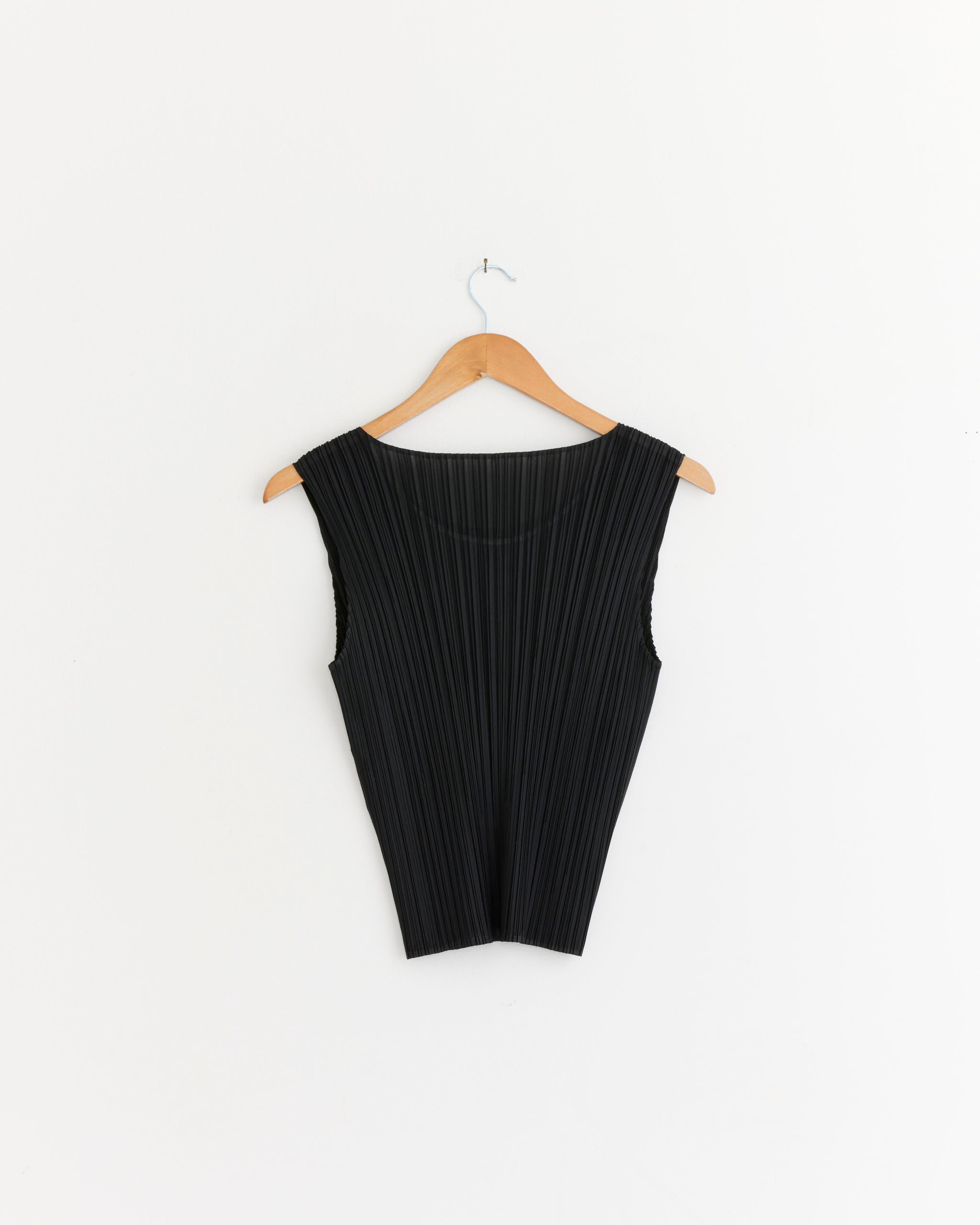 PLEATS PLEASE ISSEY MIYAKE JK111 MC July Top, Black - Black / OS (288936)