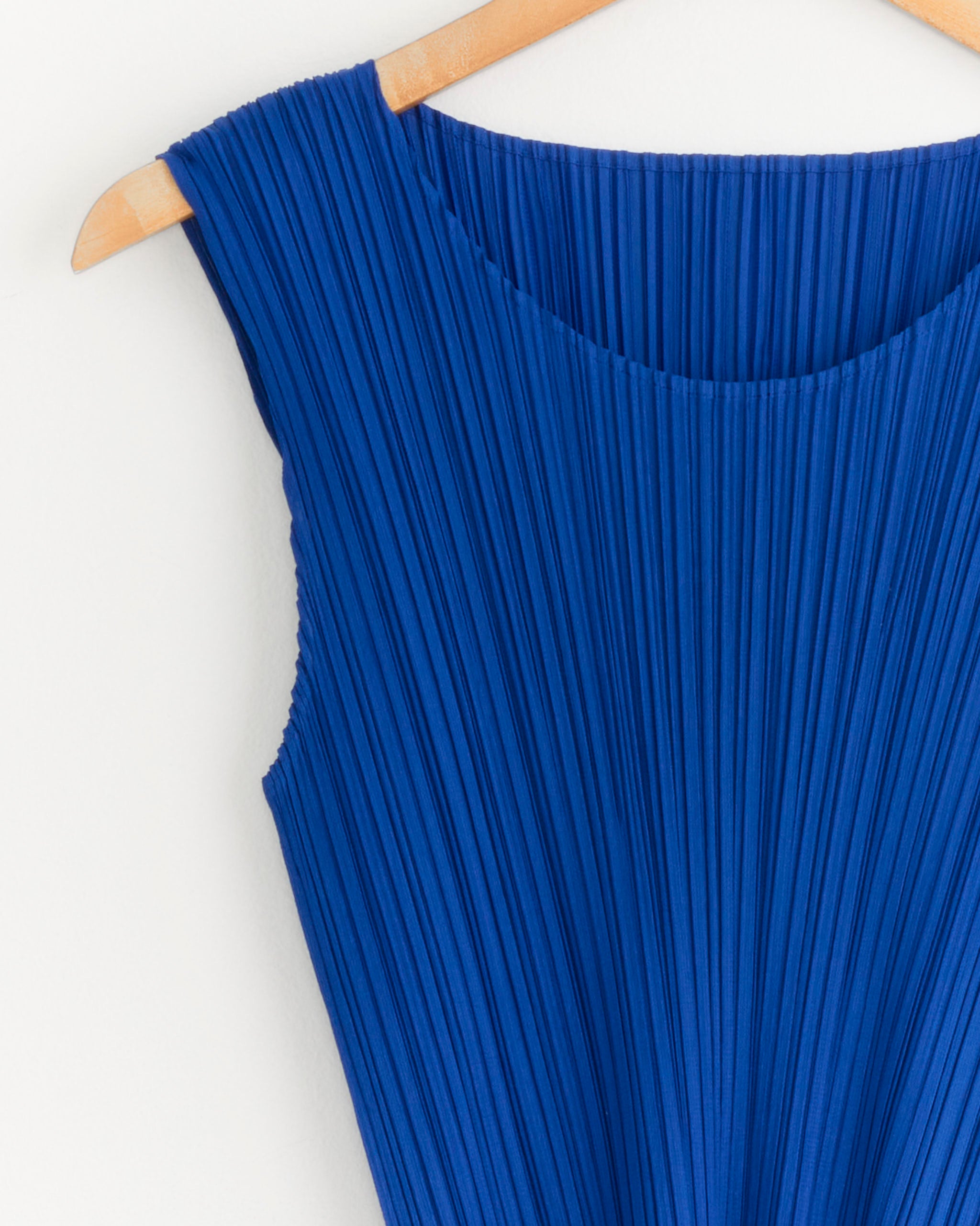 PLEATS PLEASE ISSEY MIYAKE JK111 MC July Top, Blue - Blue / OS (288937)