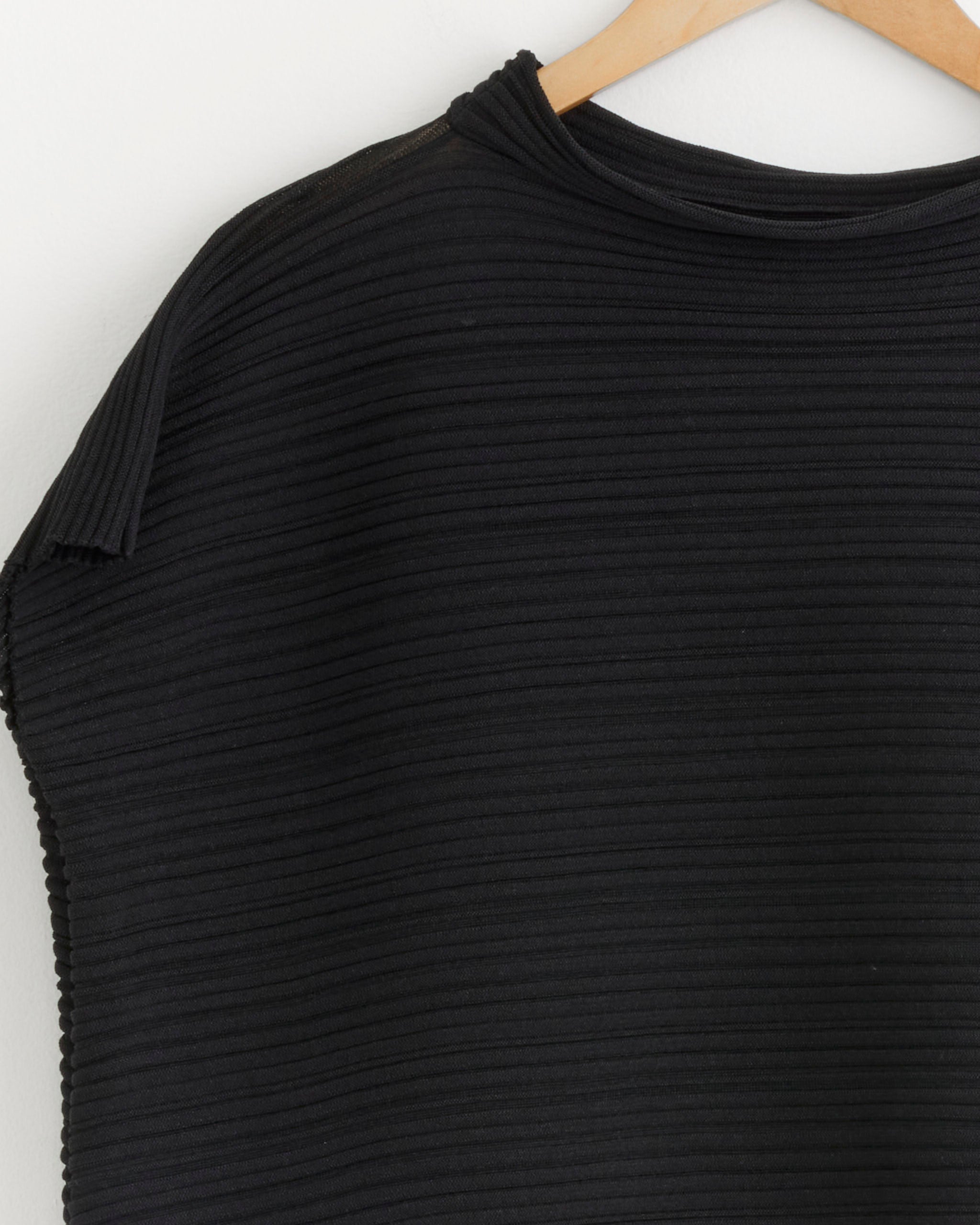 PLEATS PLEASE ISSEY MIYAKE KT782 Paper Bounce Knit - Black / OS (288938)