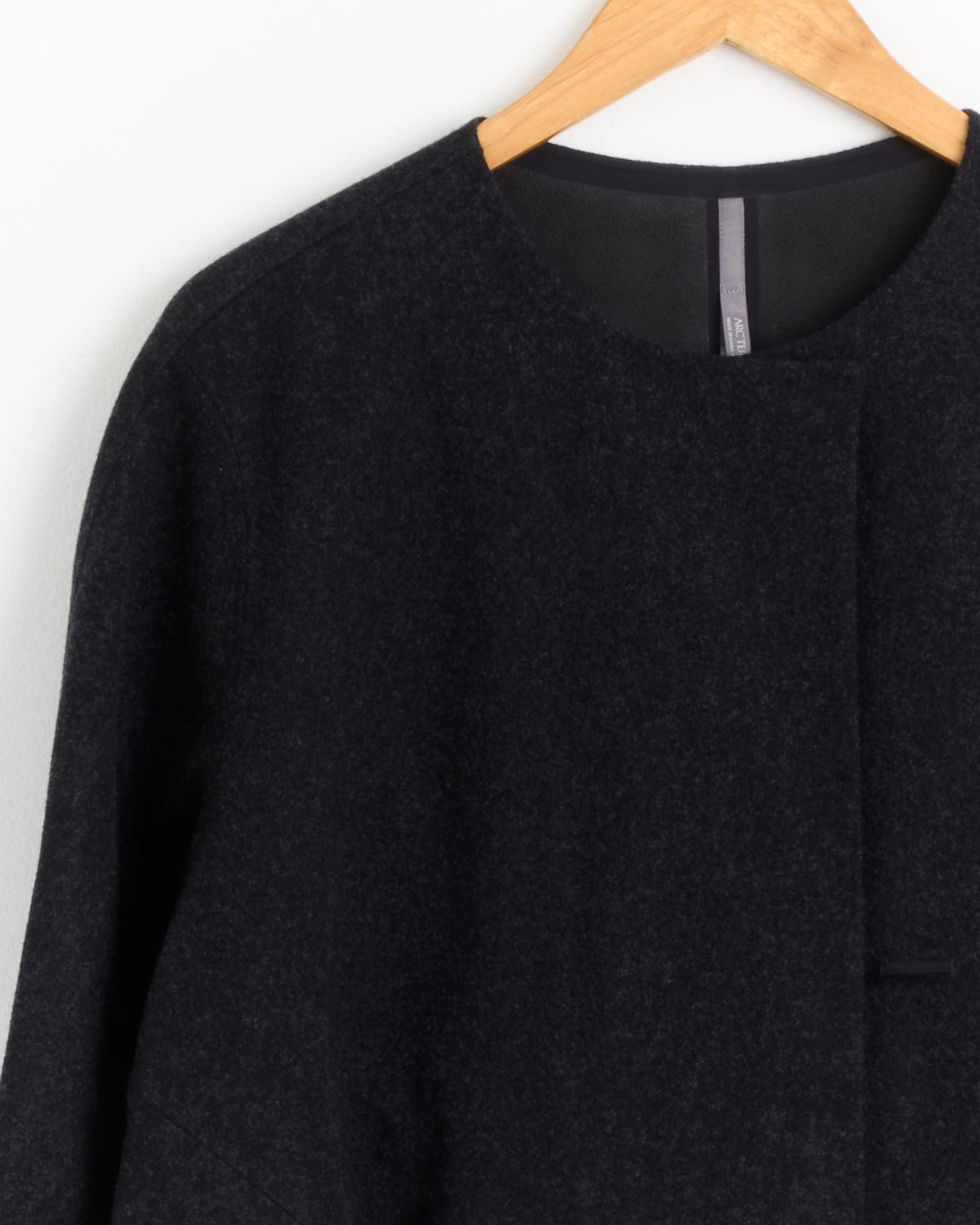 Veilance Phera Wool Coat - Black Heather / S (289101)