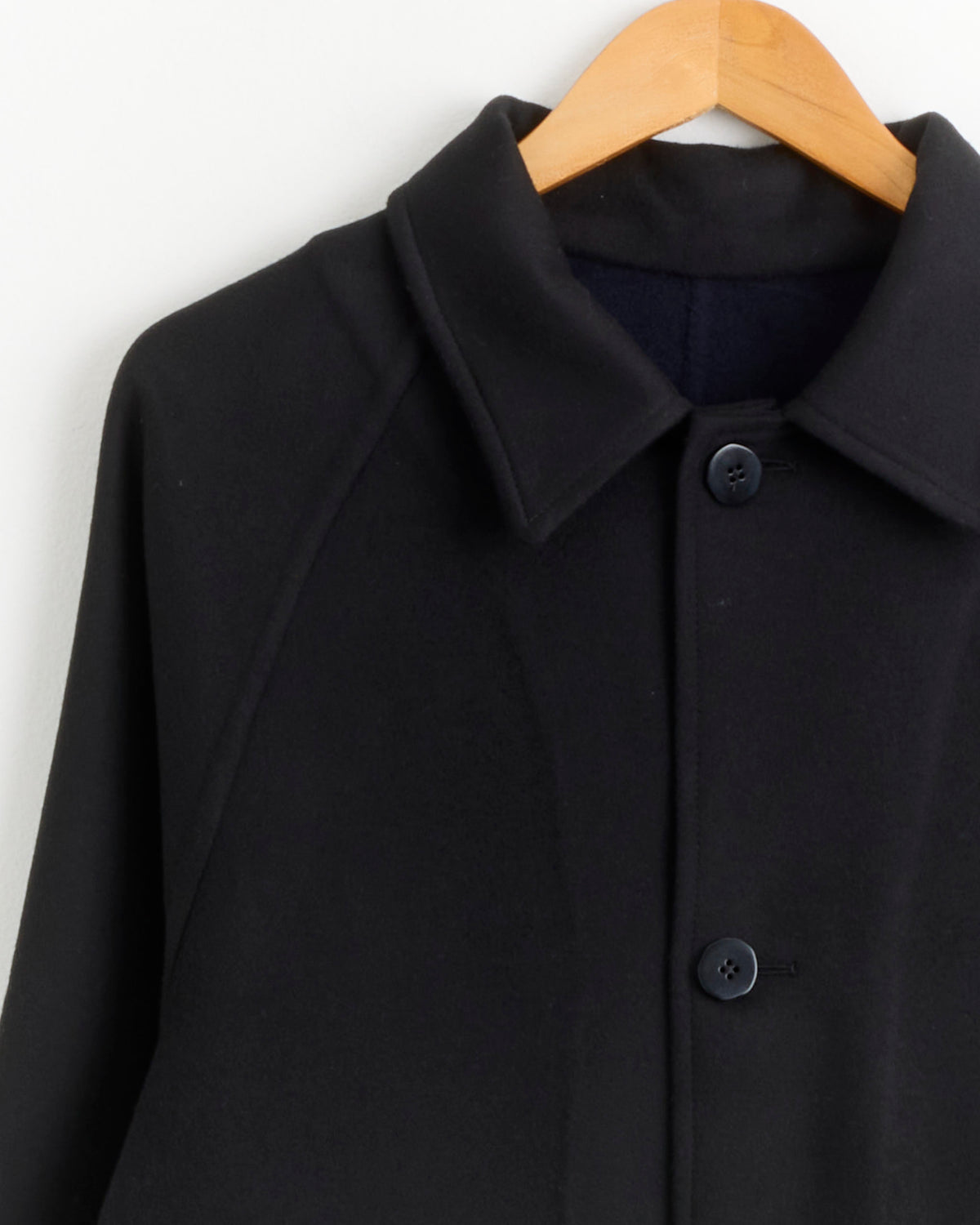 Stoffa Split Seam Raglan Coat - Black / IT50 (290007)