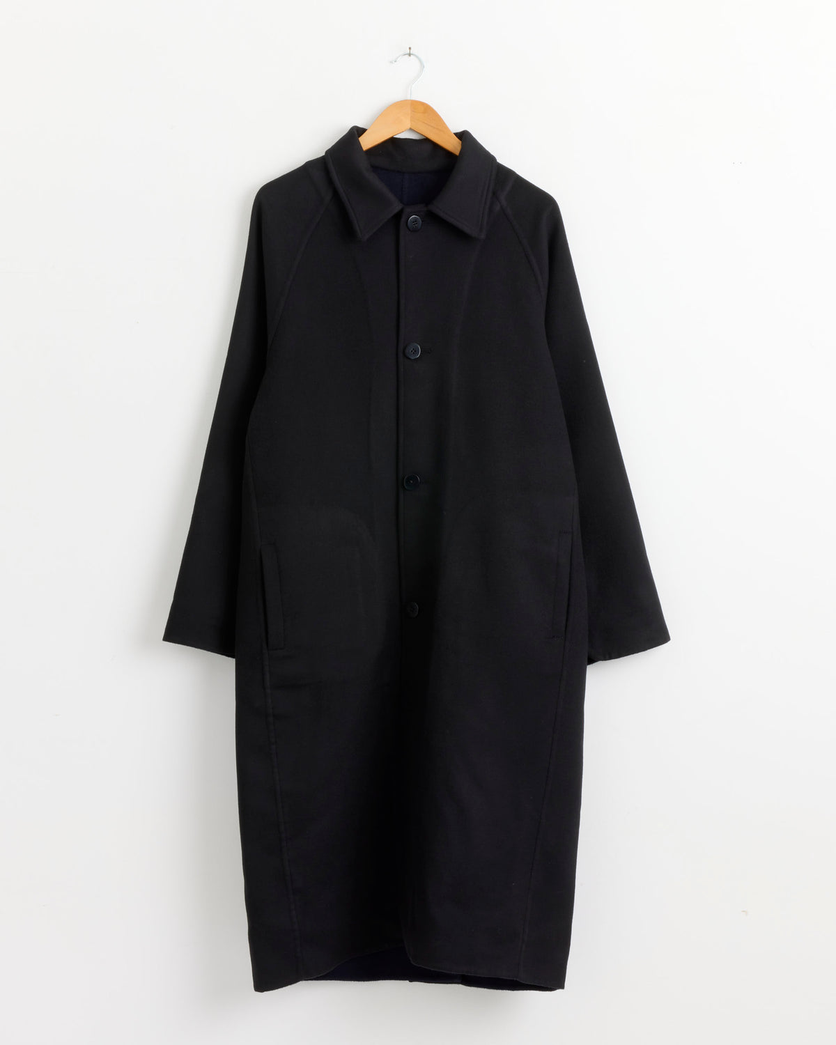 Stoffa Split Seam Raglan Coat - Black / IT50 (290007)