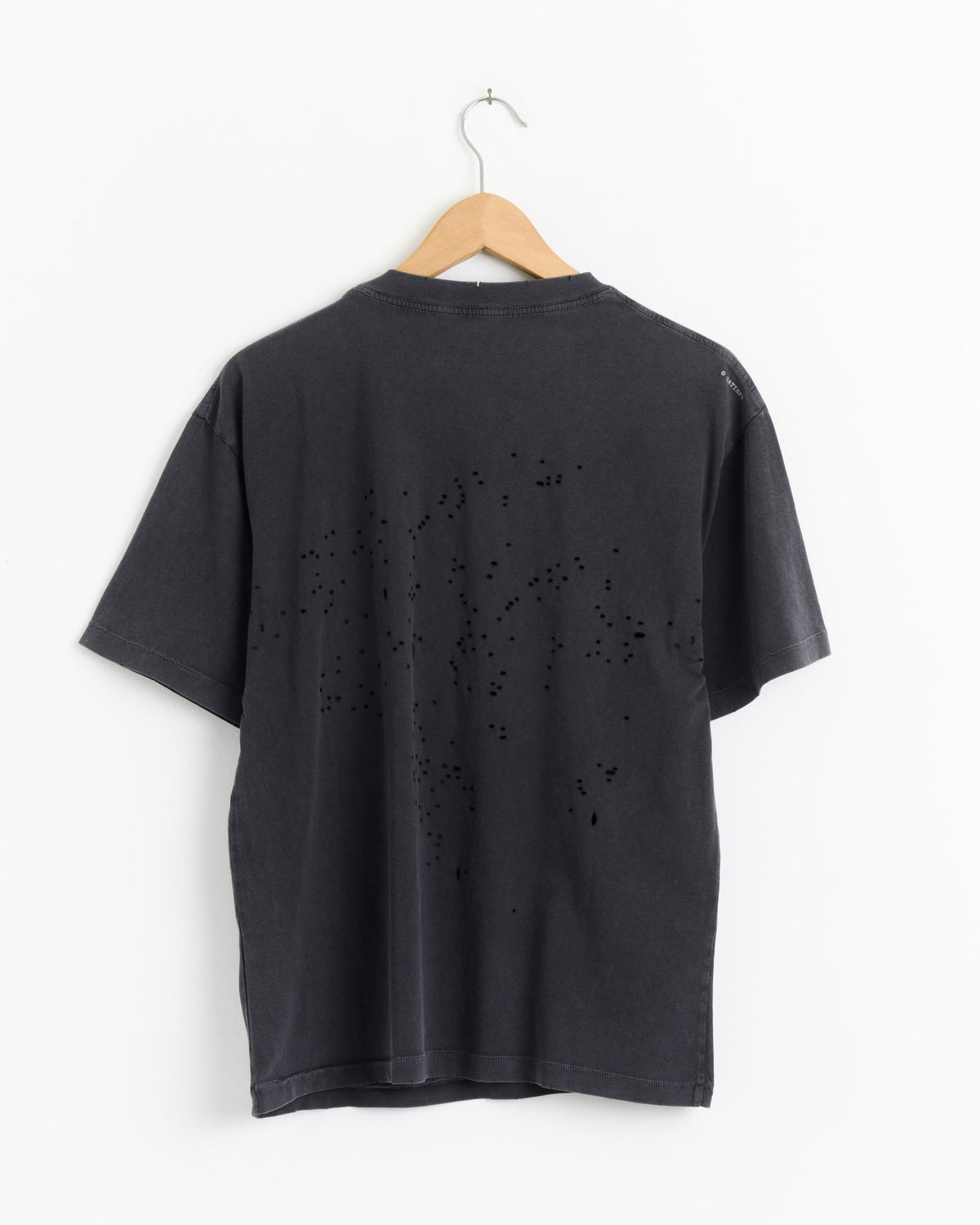 Satisfy Running MothTech T-Shirt - Aged Black AirBrush Glitt / M (290624)