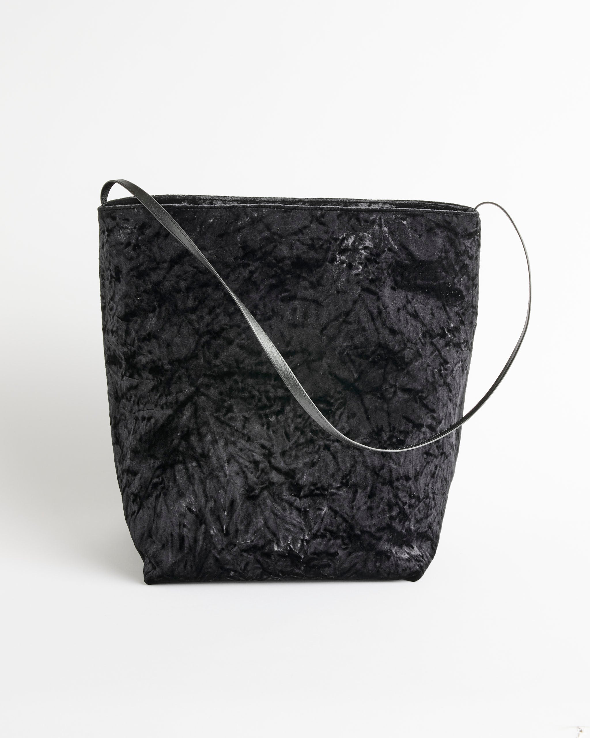 Valesque Bucket Bag - Crushed Velvet Black - OS - Default Title (292689)