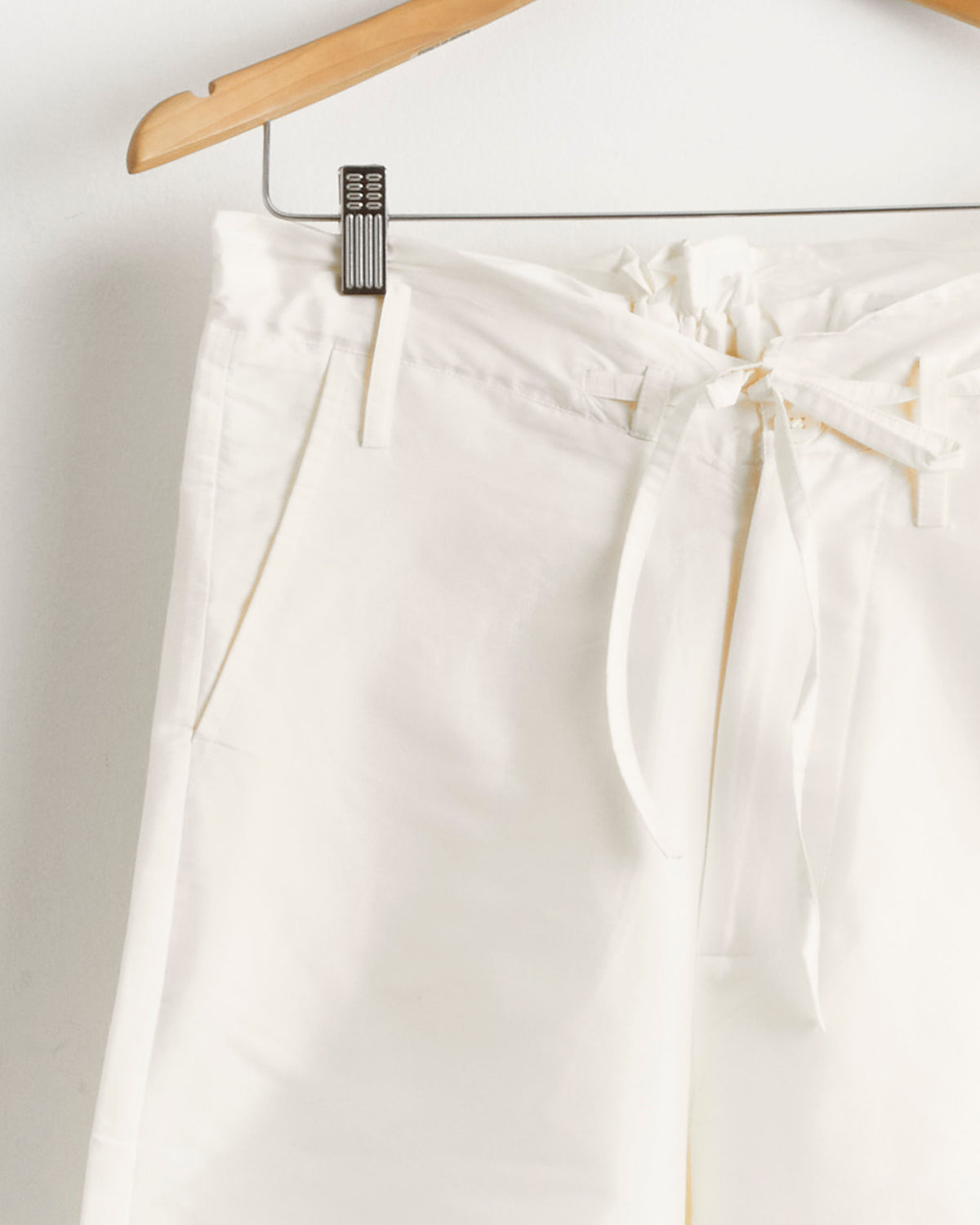 Techno Taffeta Barrel Pant in Pearl - Pearl / 2 (295583)