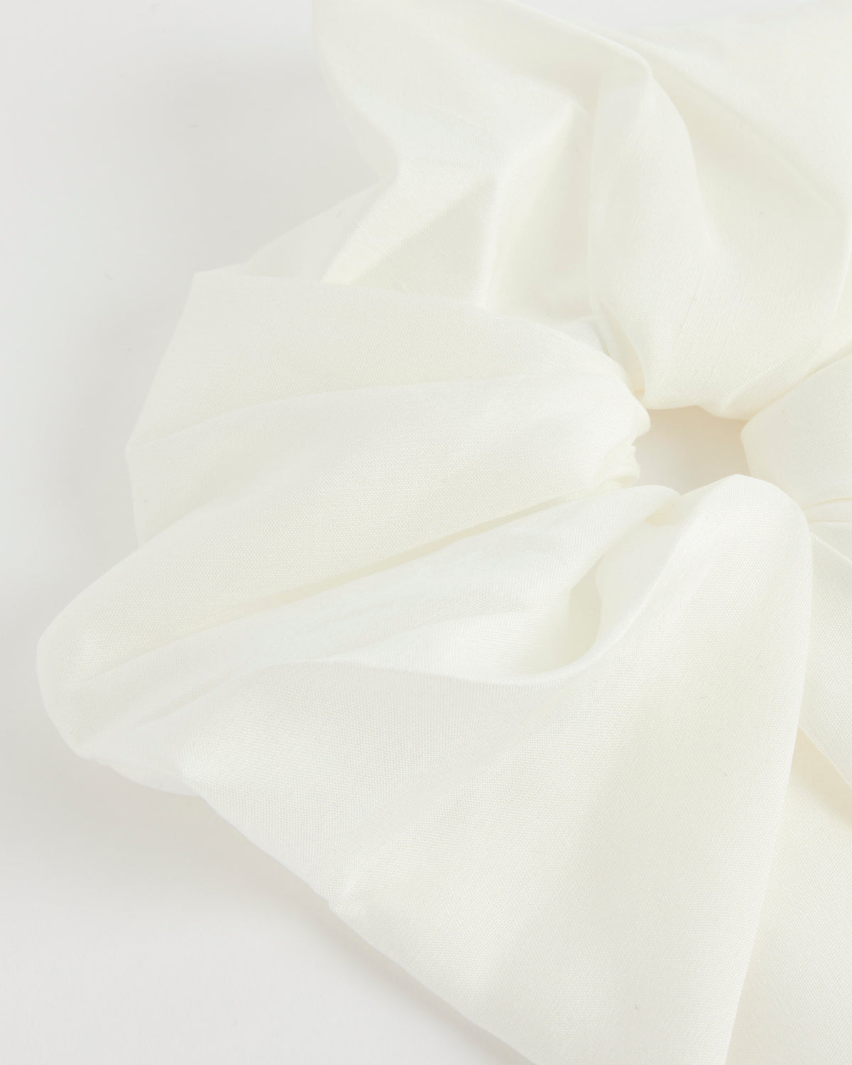 Dupion Scrunchie in Ivory - OS - Default Title (295672)