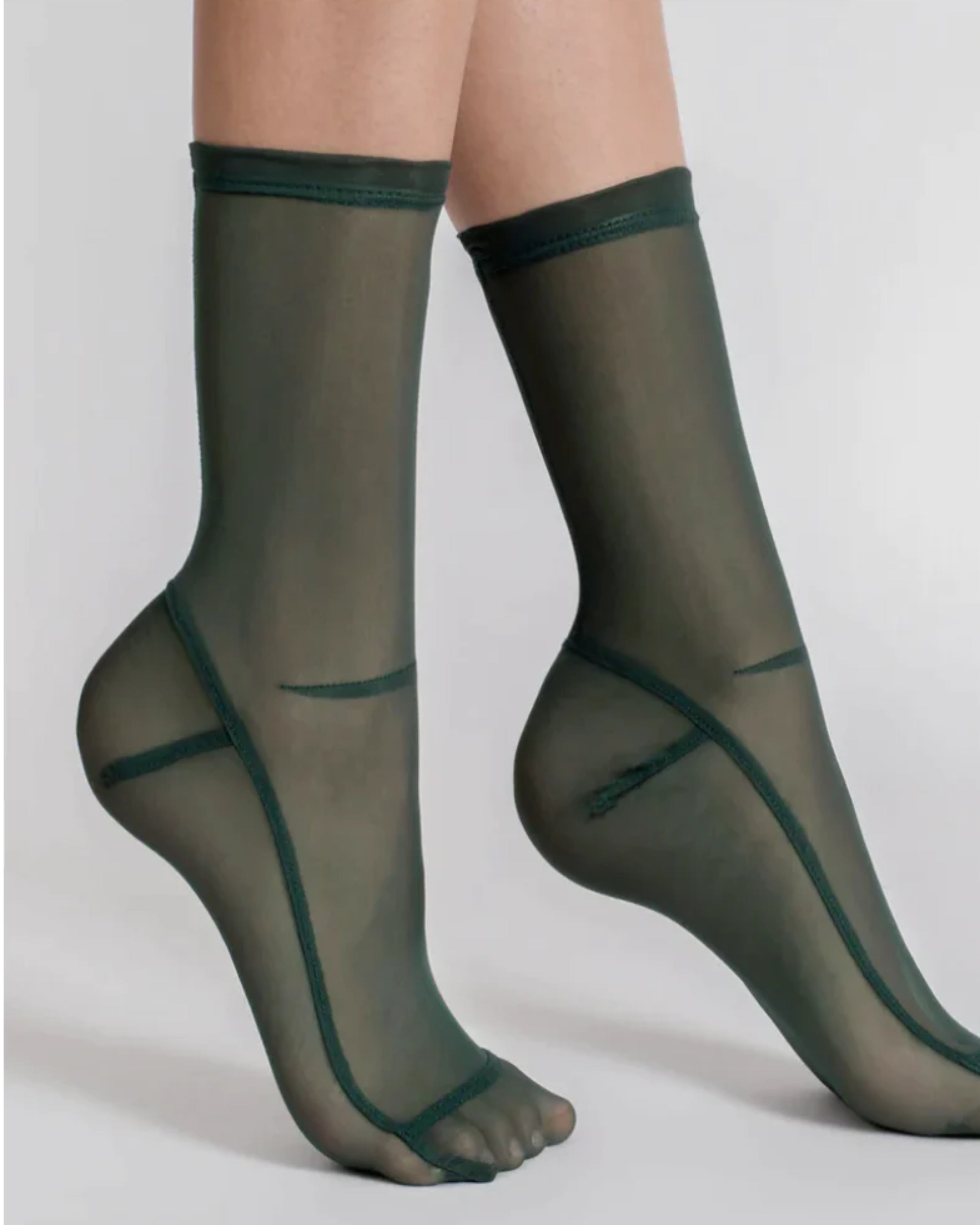 Solid Mesh Socks in Dark Green