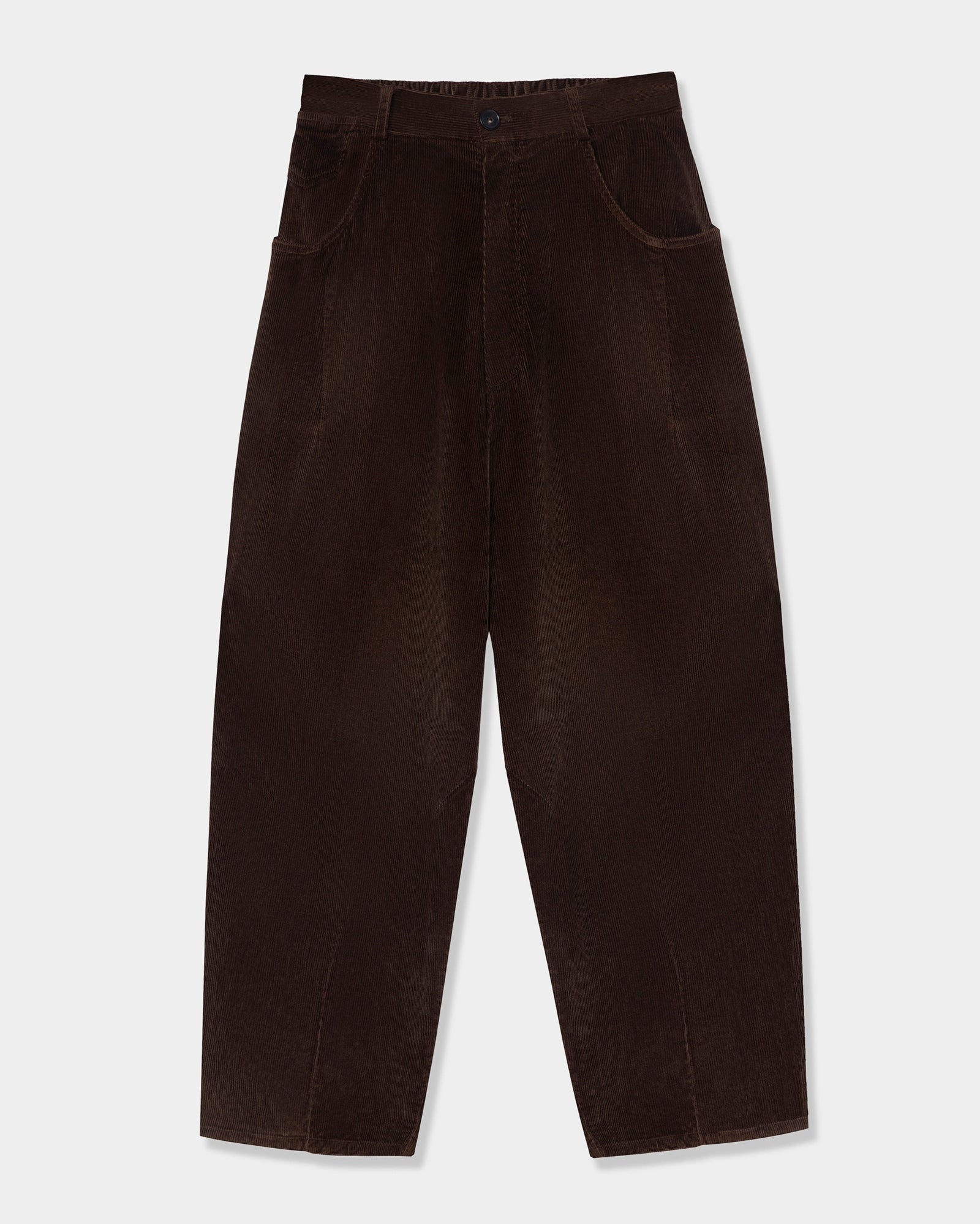 The Cordera Baggy Pant in Brown features a relaxed fit, flat front, and two side pockets, shown here against a plain white background.