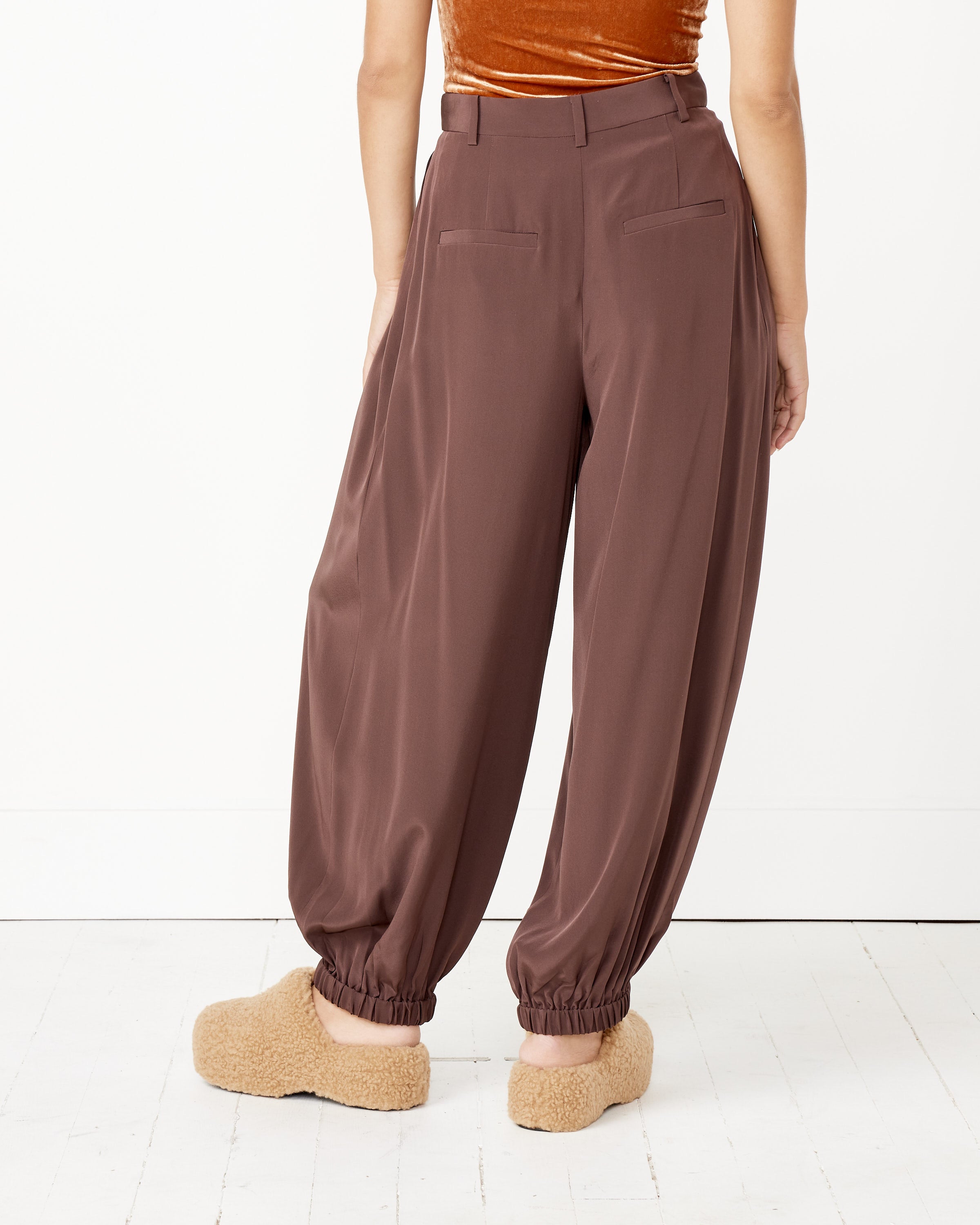 Eco Silk Pleated Balloon Pant in Brown