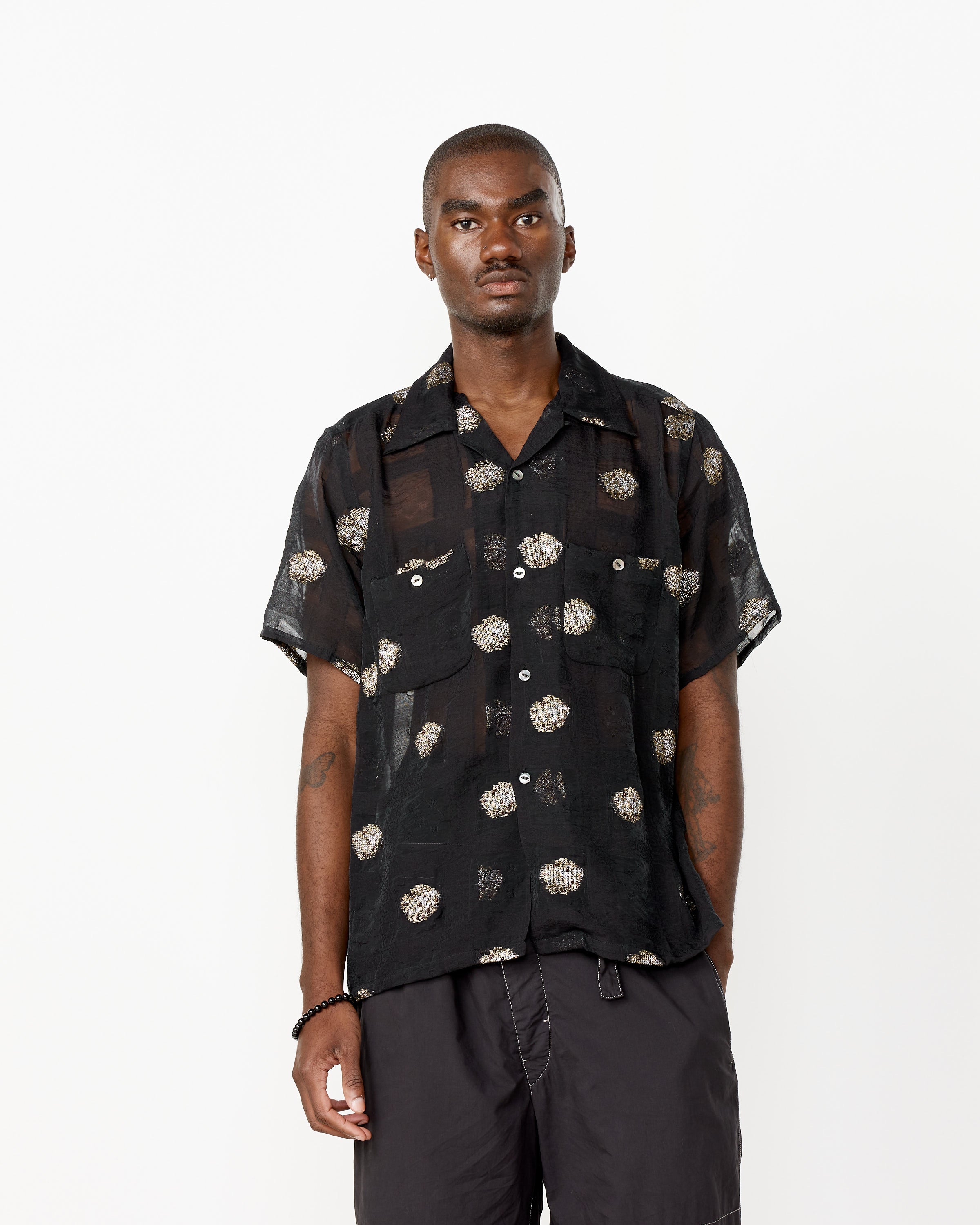 Oriental One-Up Short Sleeve Shirt in Black