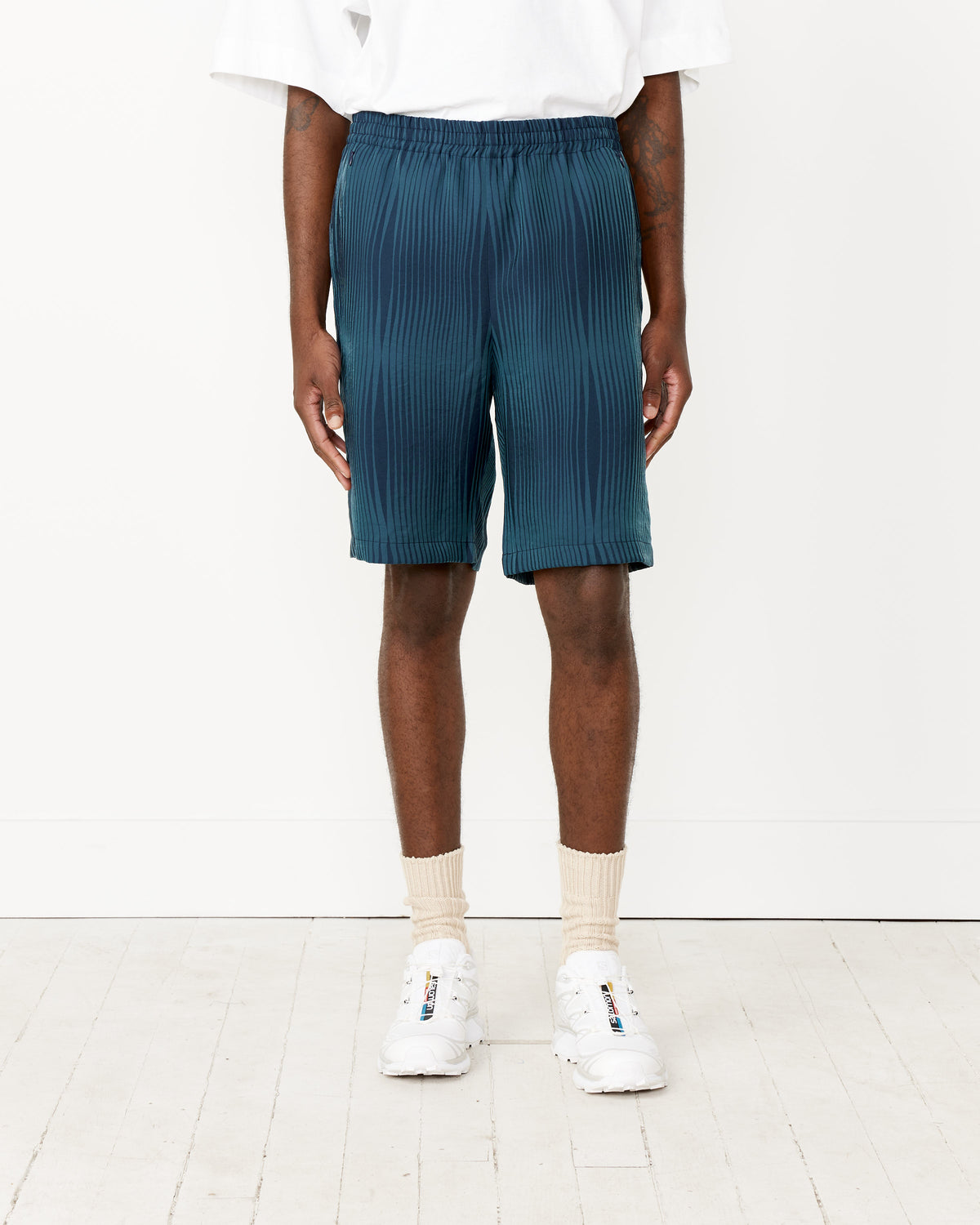 Wave Stripe Basketball Shorts Black Navy