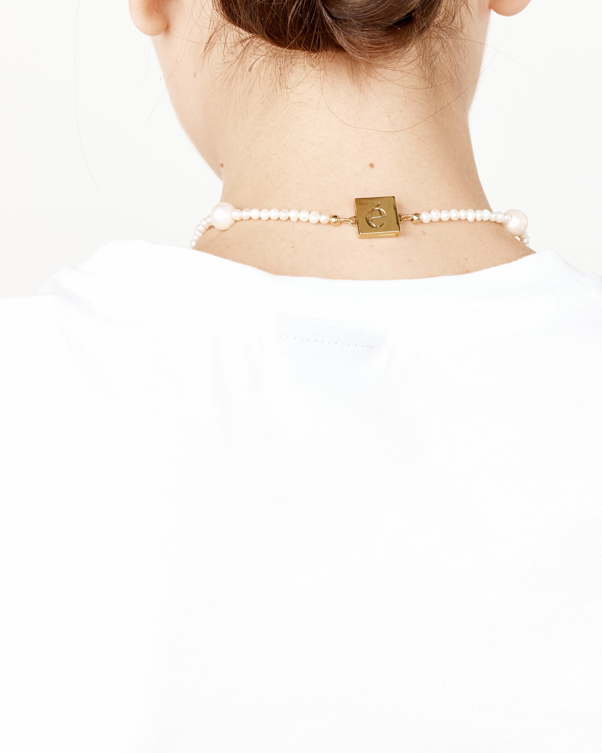 Cara Pearl Necklace in White
