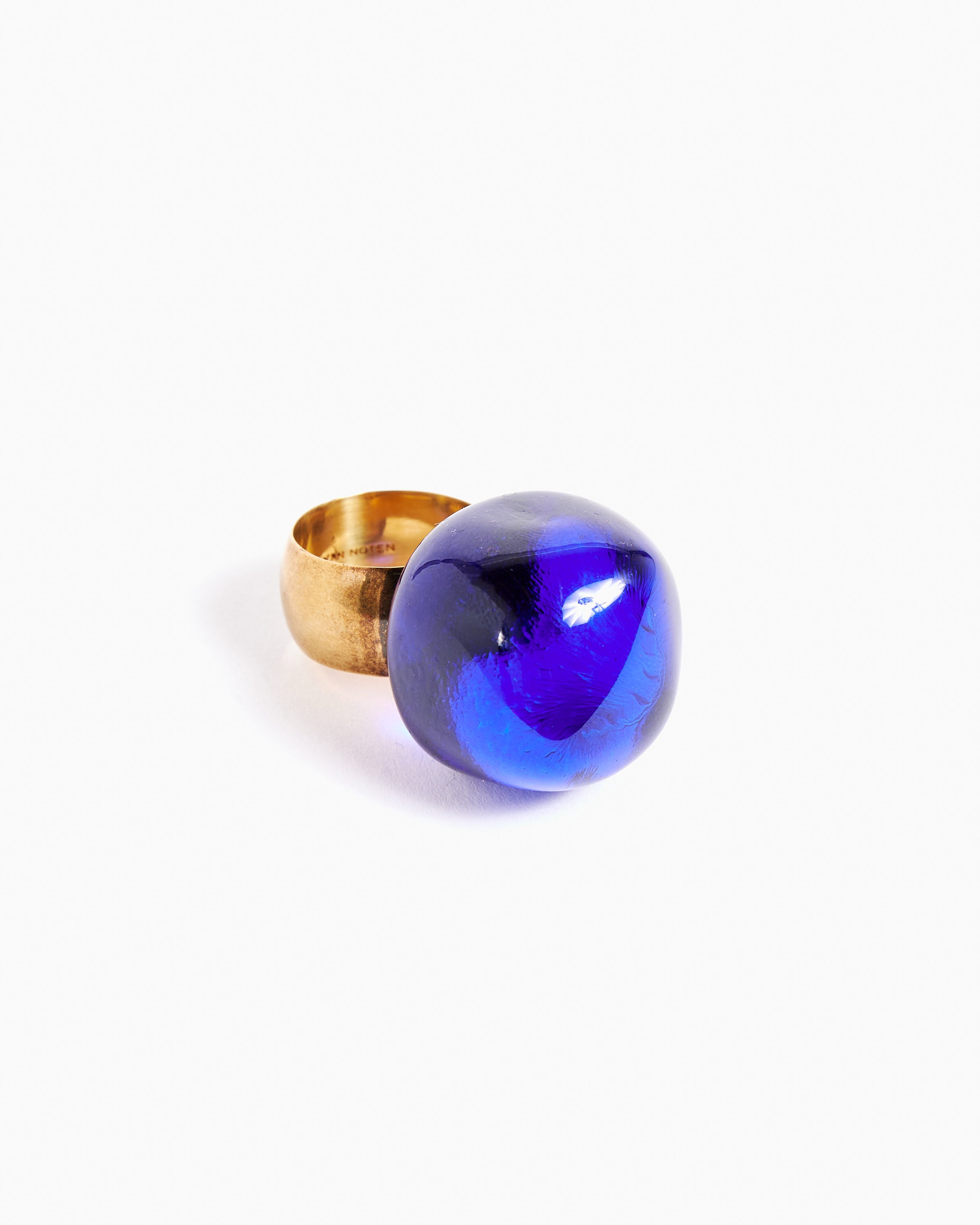 Statement Ring in Blue