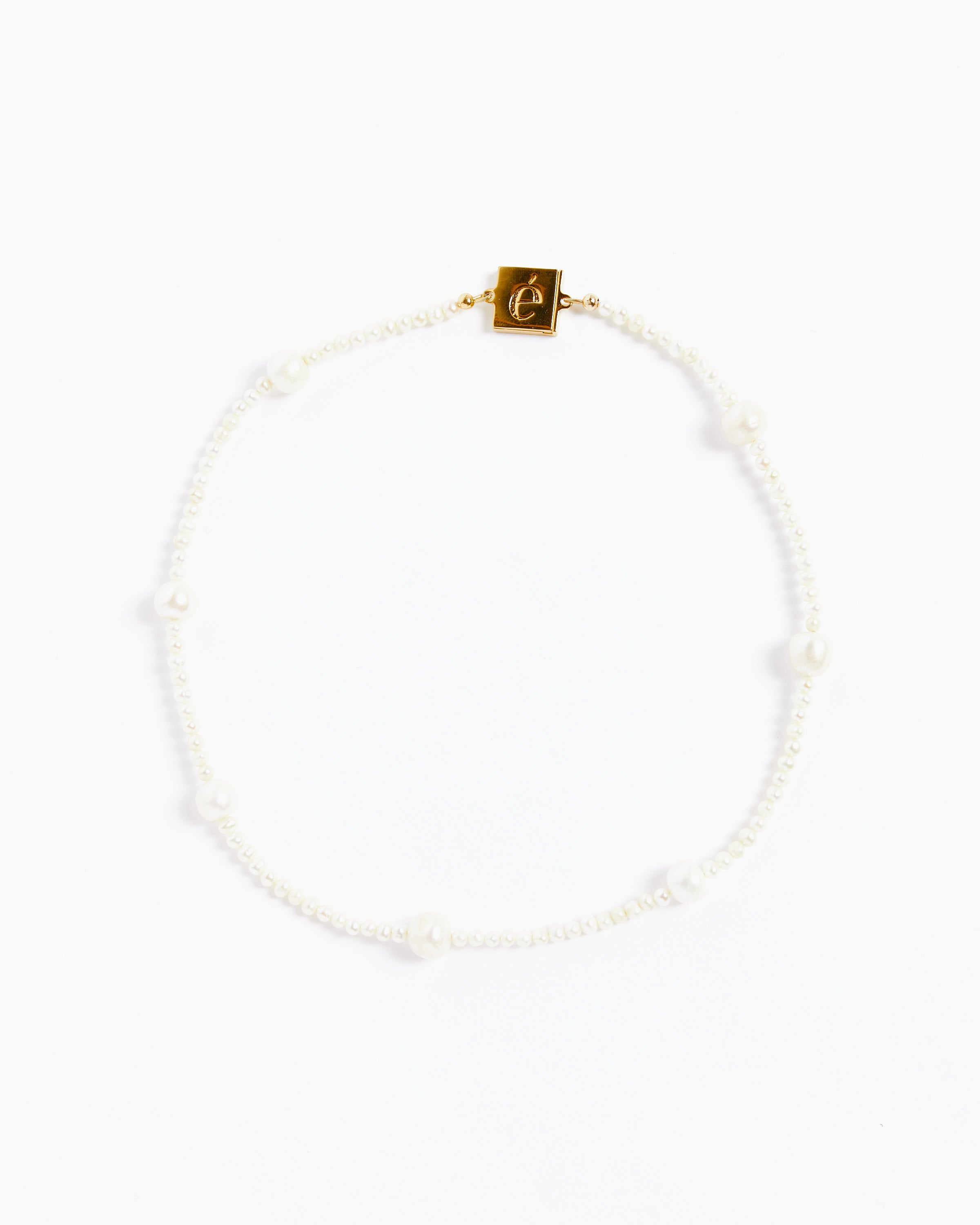 Cara Pearl Necklace in White