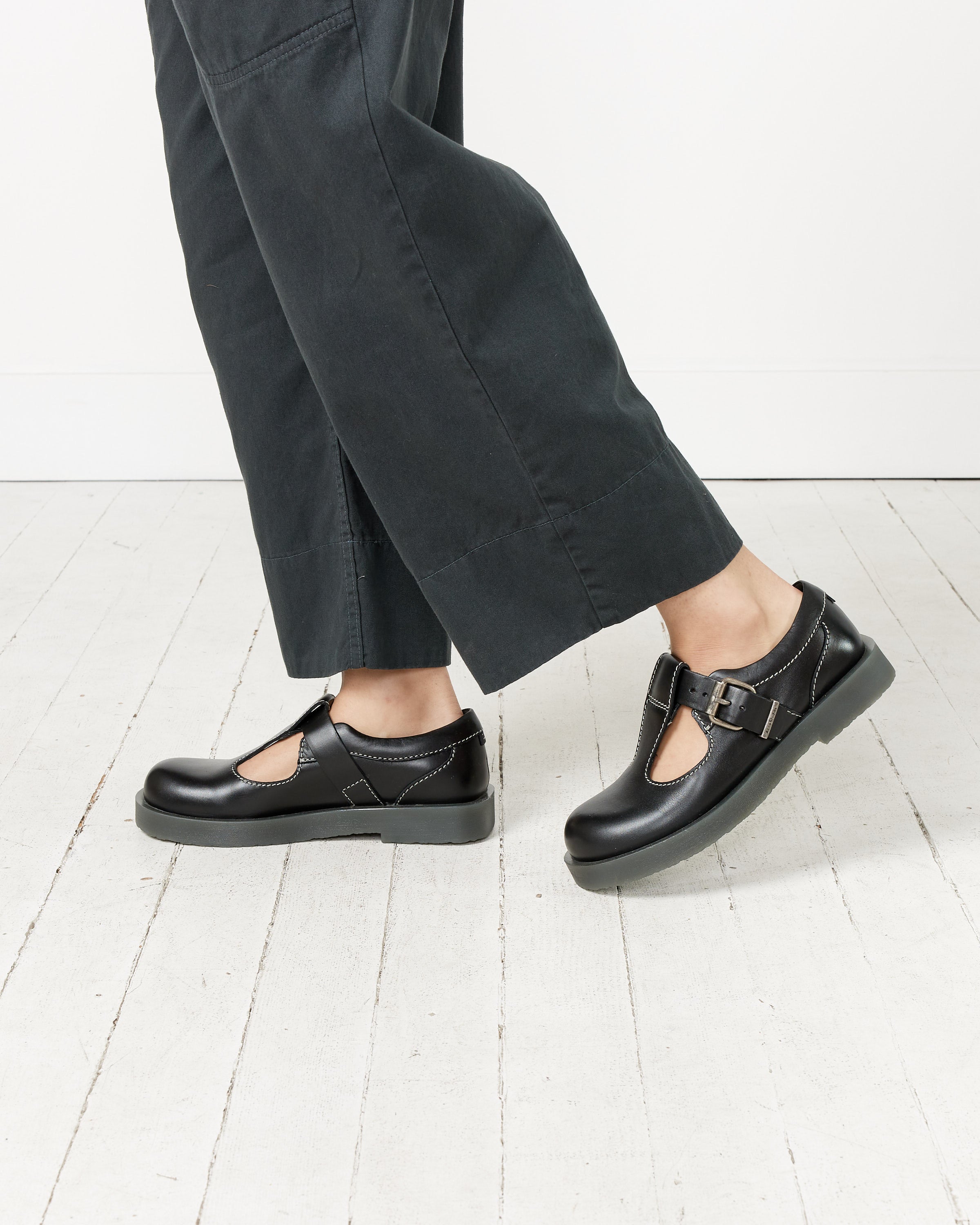 Leather Buckle Shoes